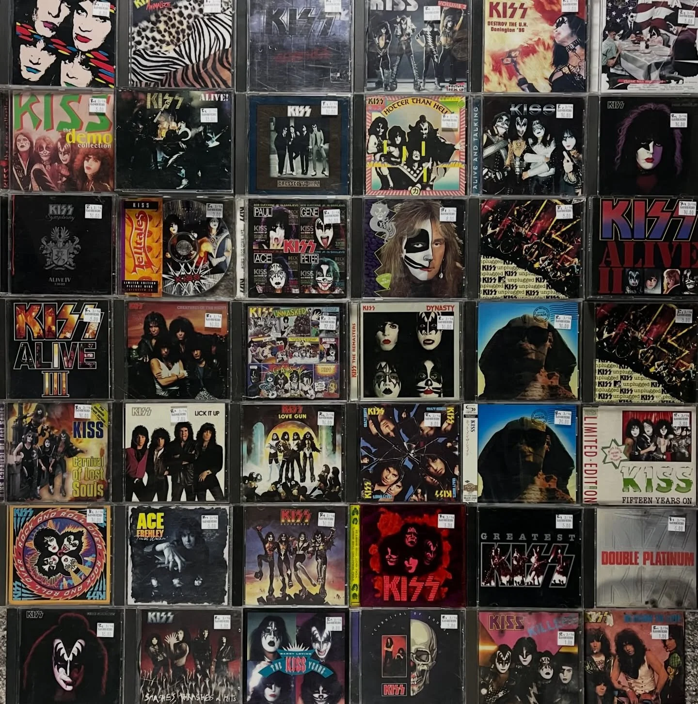 Killer Kiss CD collection out now! Lots more to see in the shop come check us out! Buying and selling records, tapes, CDs, and more daily at 1230 Bay St, thanks ✌🏽