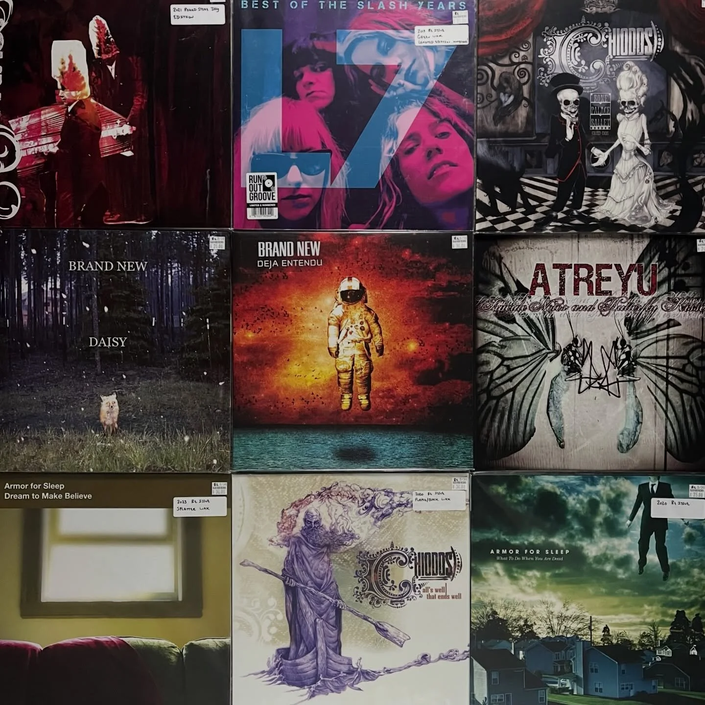 Variety of clean Modern Rock going out now. Lots more to see in the shop come check us out! New arrivals daily and 10% off on Wednesdays for students with a valid ID. Thanks ✌🏽