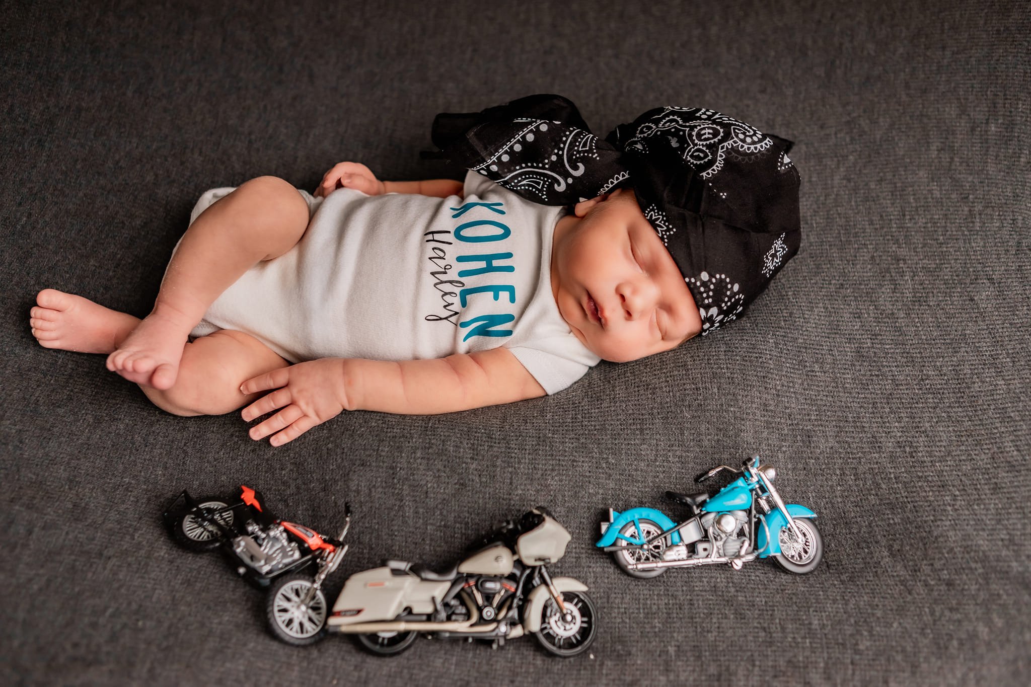 Part 1.....
 Kohen Harley 🥰🏍

https://www.michalareberphotography.com/newborn