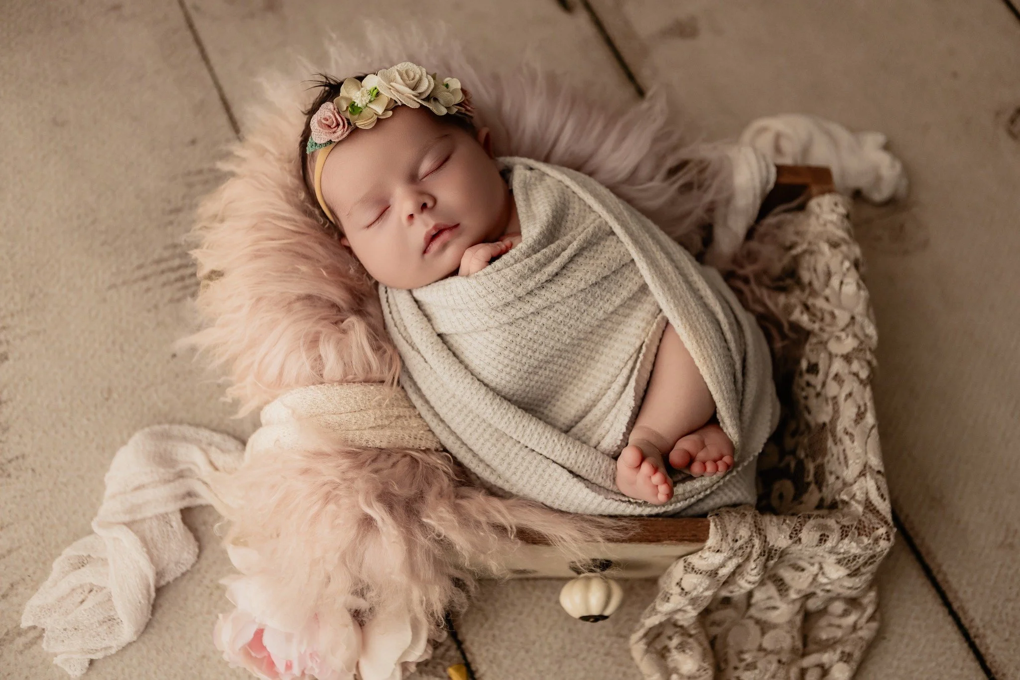 There&rsquo;s just something about capturing a newborn session that tugs at my heart&mdash;especially when it means documenting the journey of a first child added to your little family. 🥹 I had the honor of celebrating their love at their wedding re