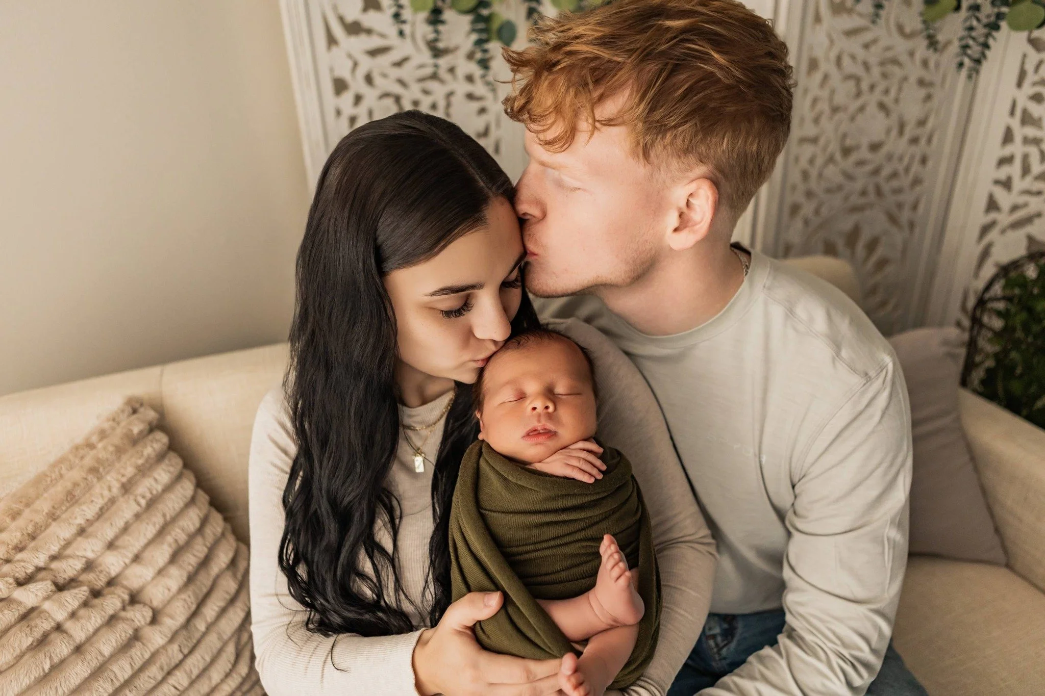 Nothing is more beautiful then those first family photos 📸 💙

https://www.michalareberphotography.com/newborn