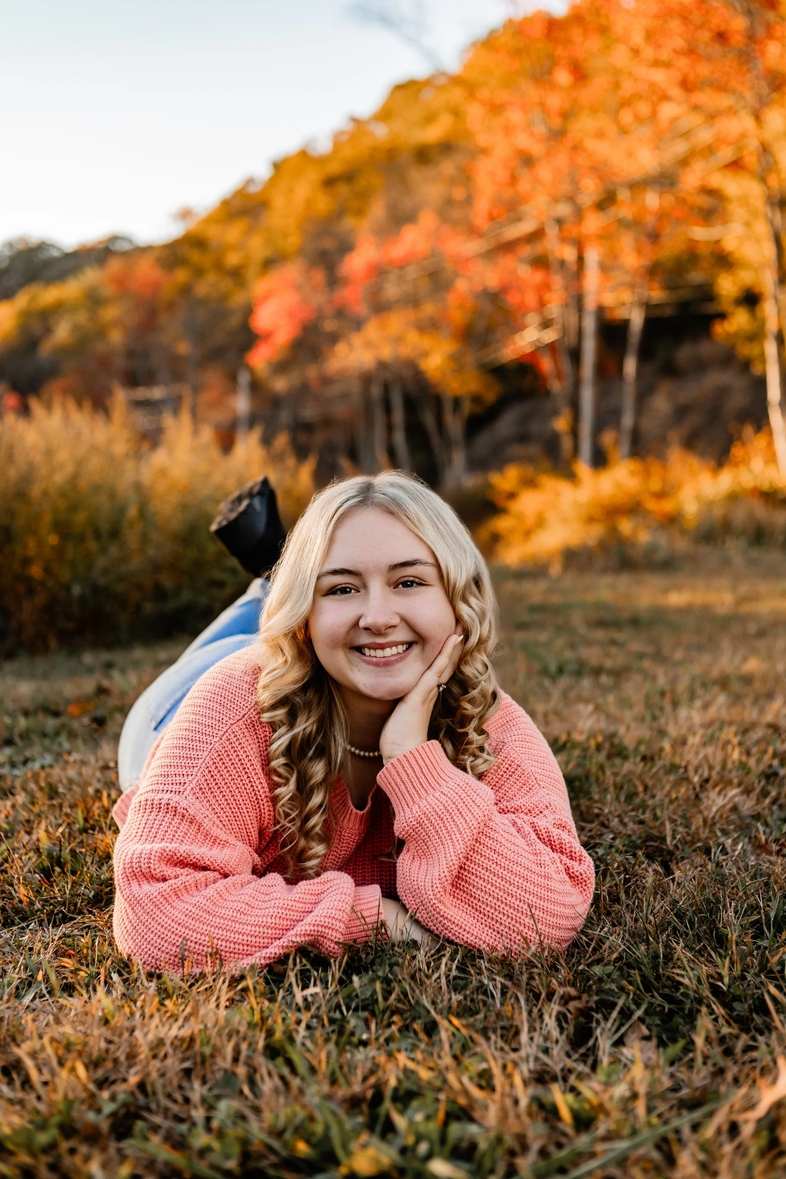 Osatchuck-senior-fall-october2025--54.JPG