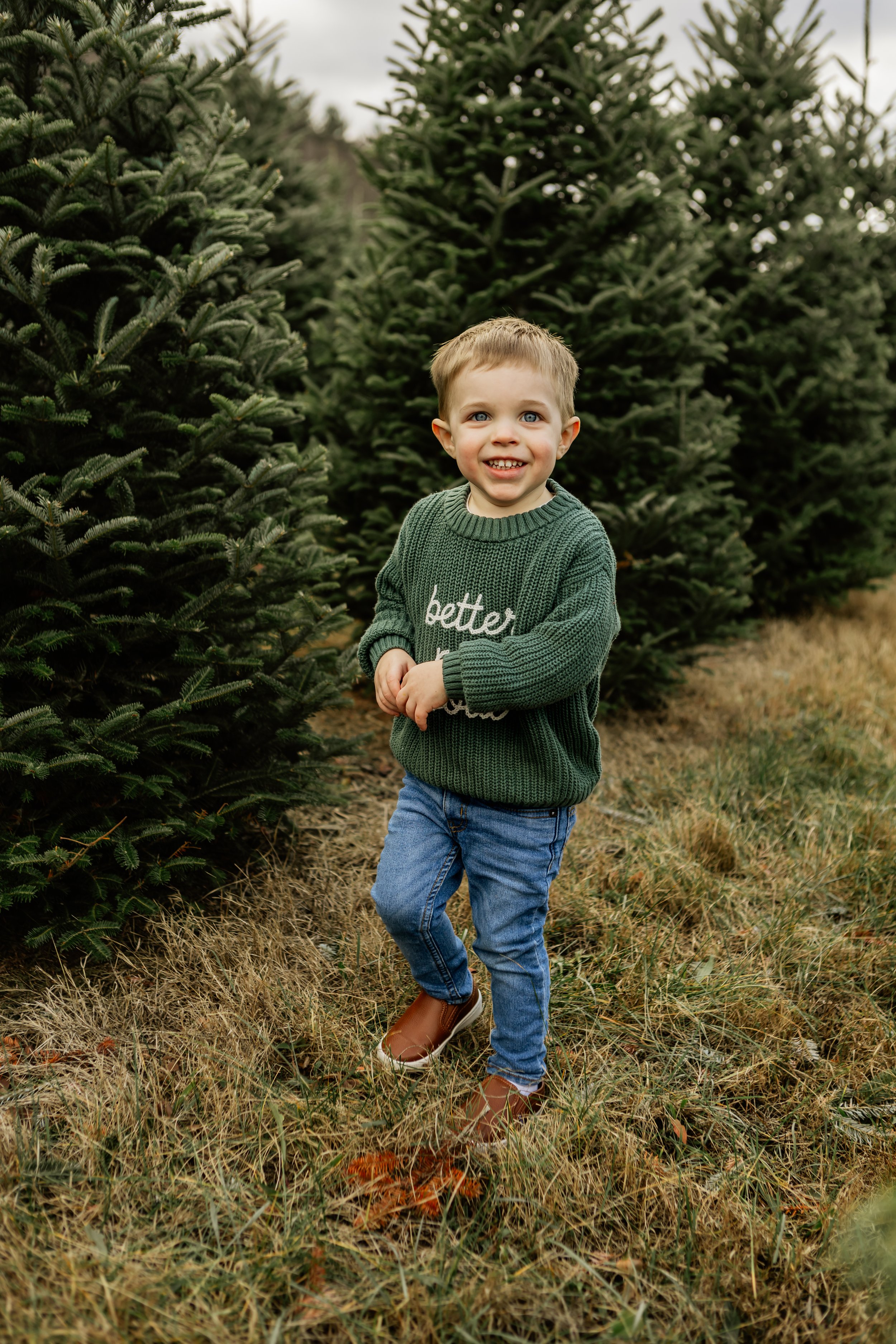 Gibble-Family-Tree Farm 2024 (8 of 18).jpg