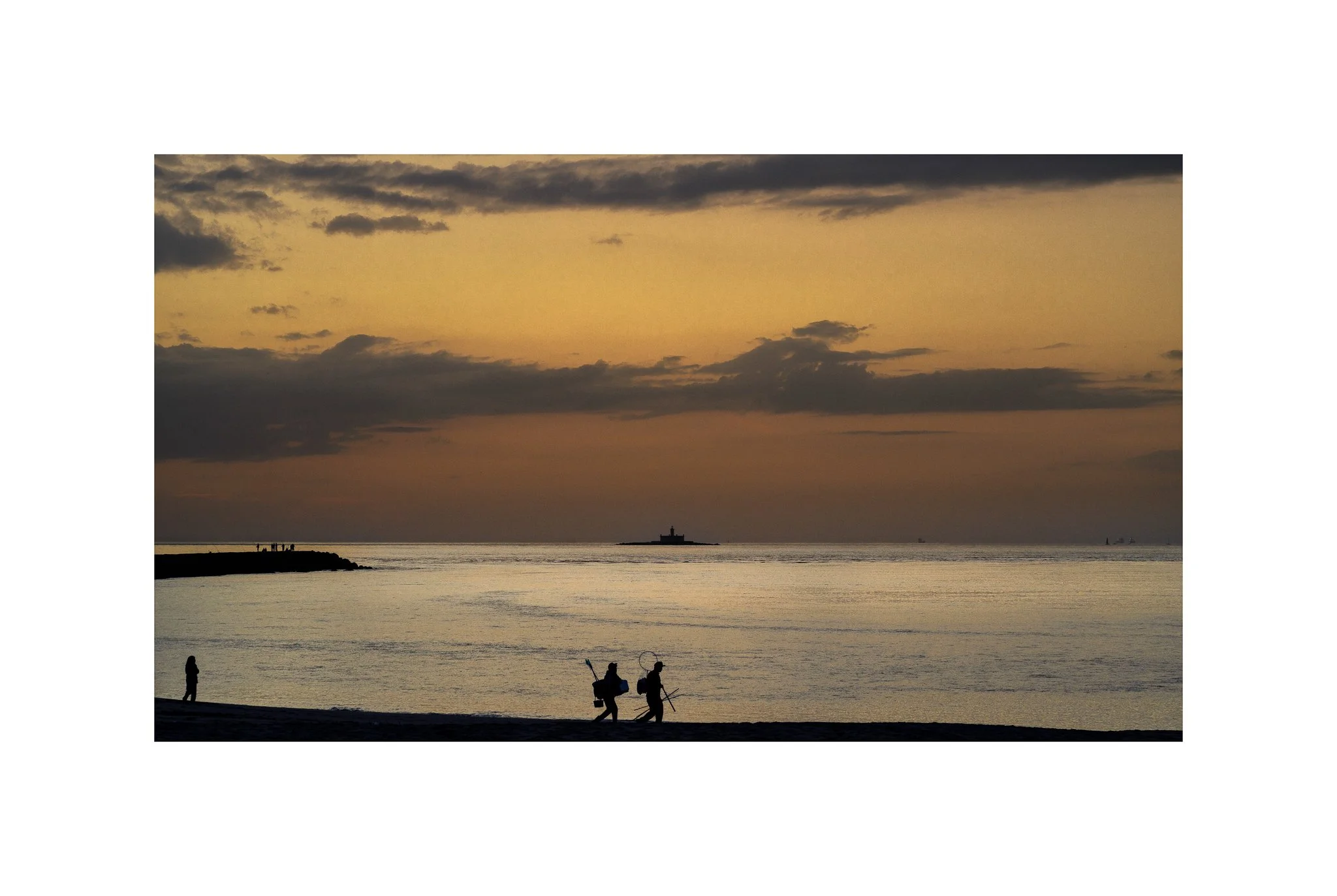 Costa da Caparica - (Cova do Vapor, Búgio 1 39 A) (30x45)