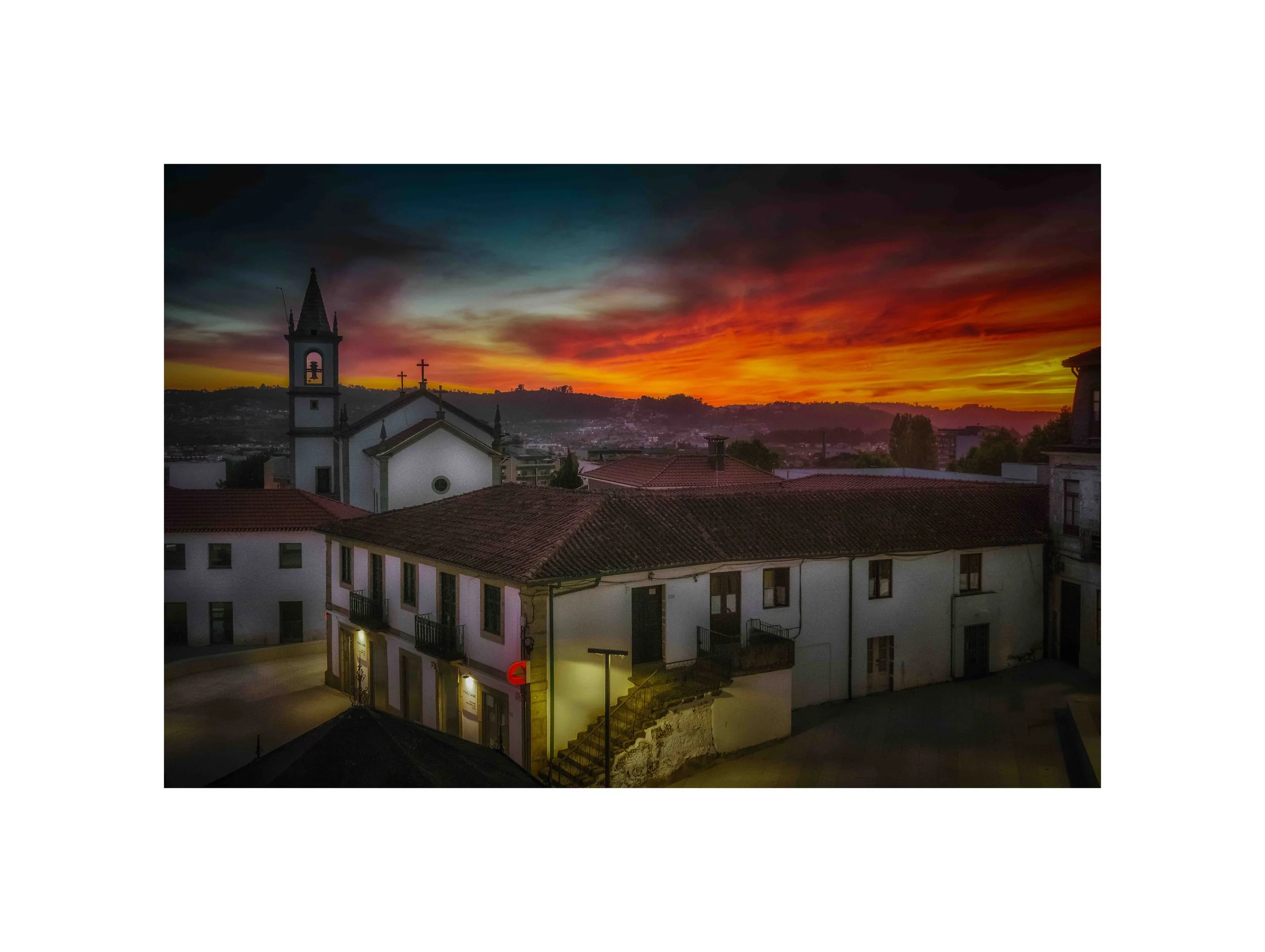 Felgueiras - (Largo, Pôr do Sol, Vermelho 08) (30x40) 