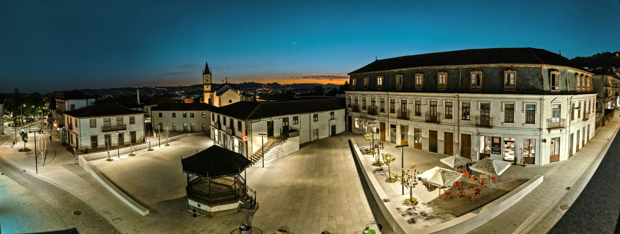 Quadros - Felgueiras, Largo Manuel Baltazar