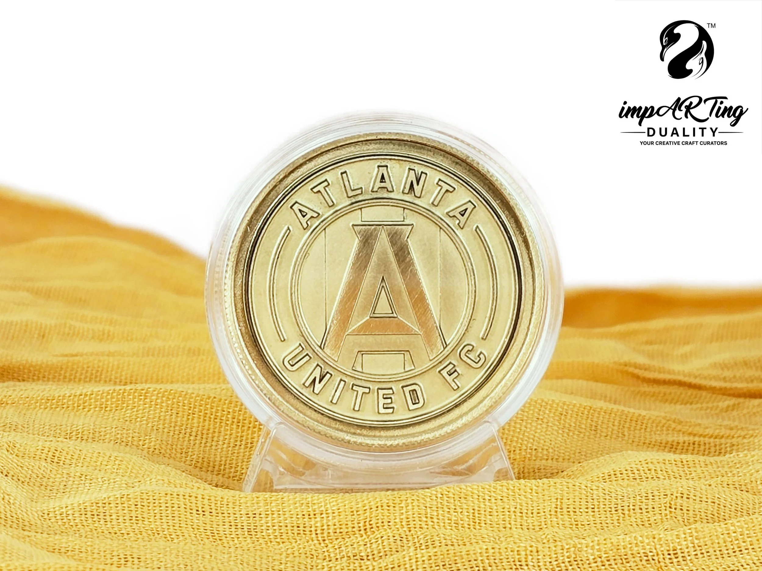 Stand_Brass Front.jpg