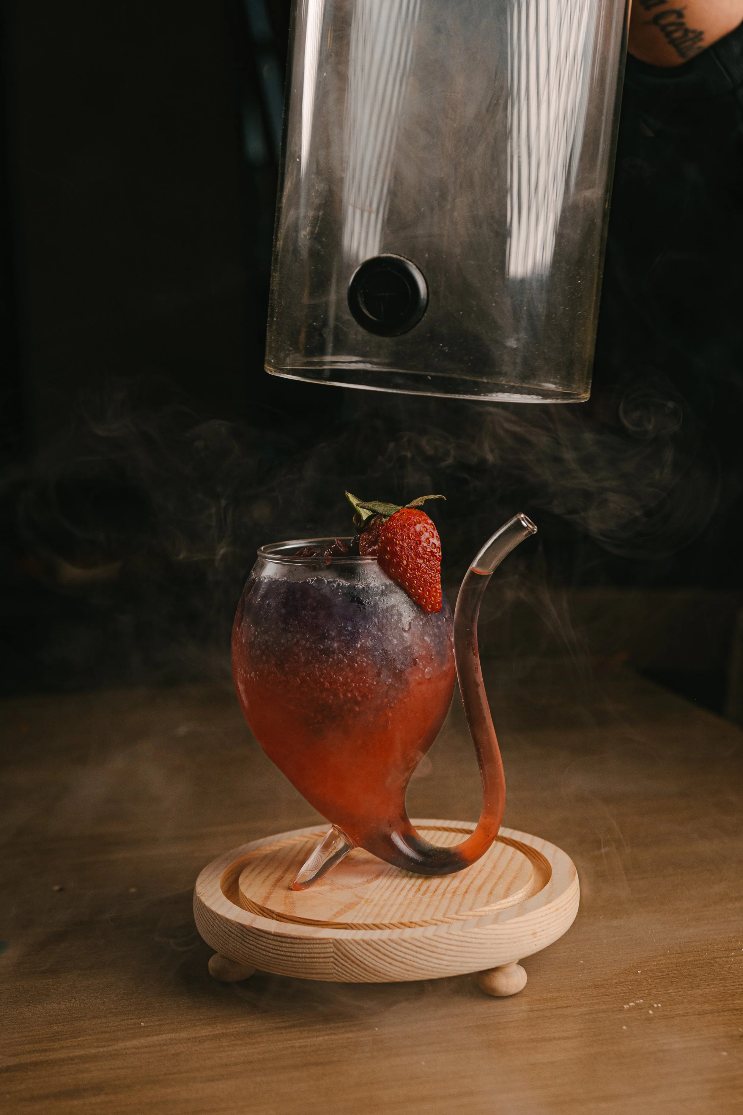 Ginebra, frutos rojos, concentrado de fresa