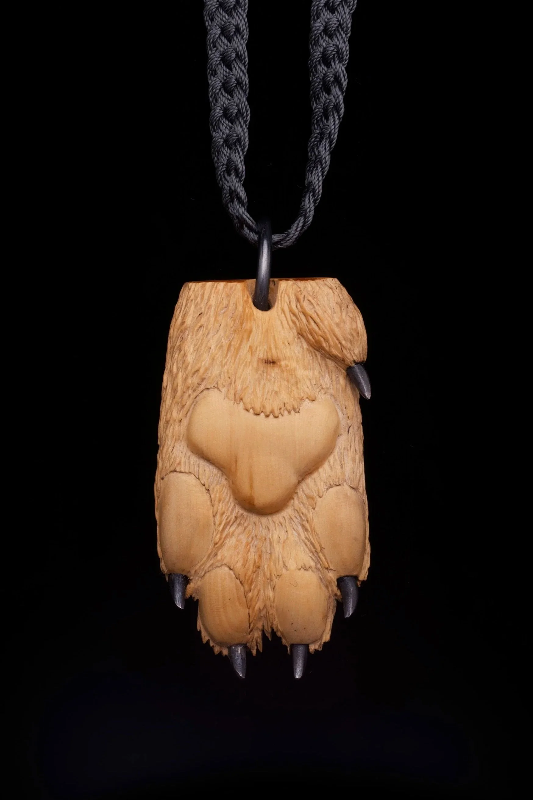 Coyote. Boxwood, sterling silver. 2020