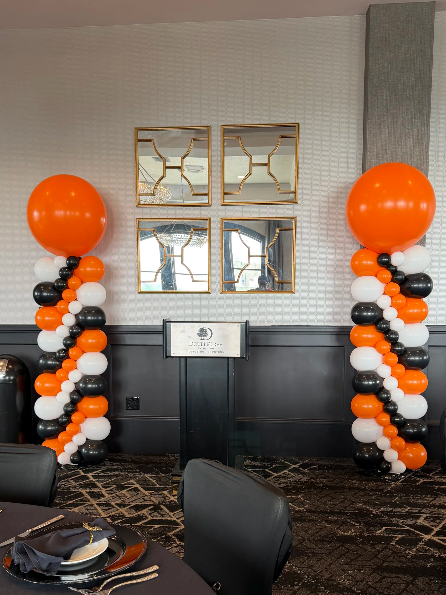 Flat Pack Balloon  Columns $90 ea