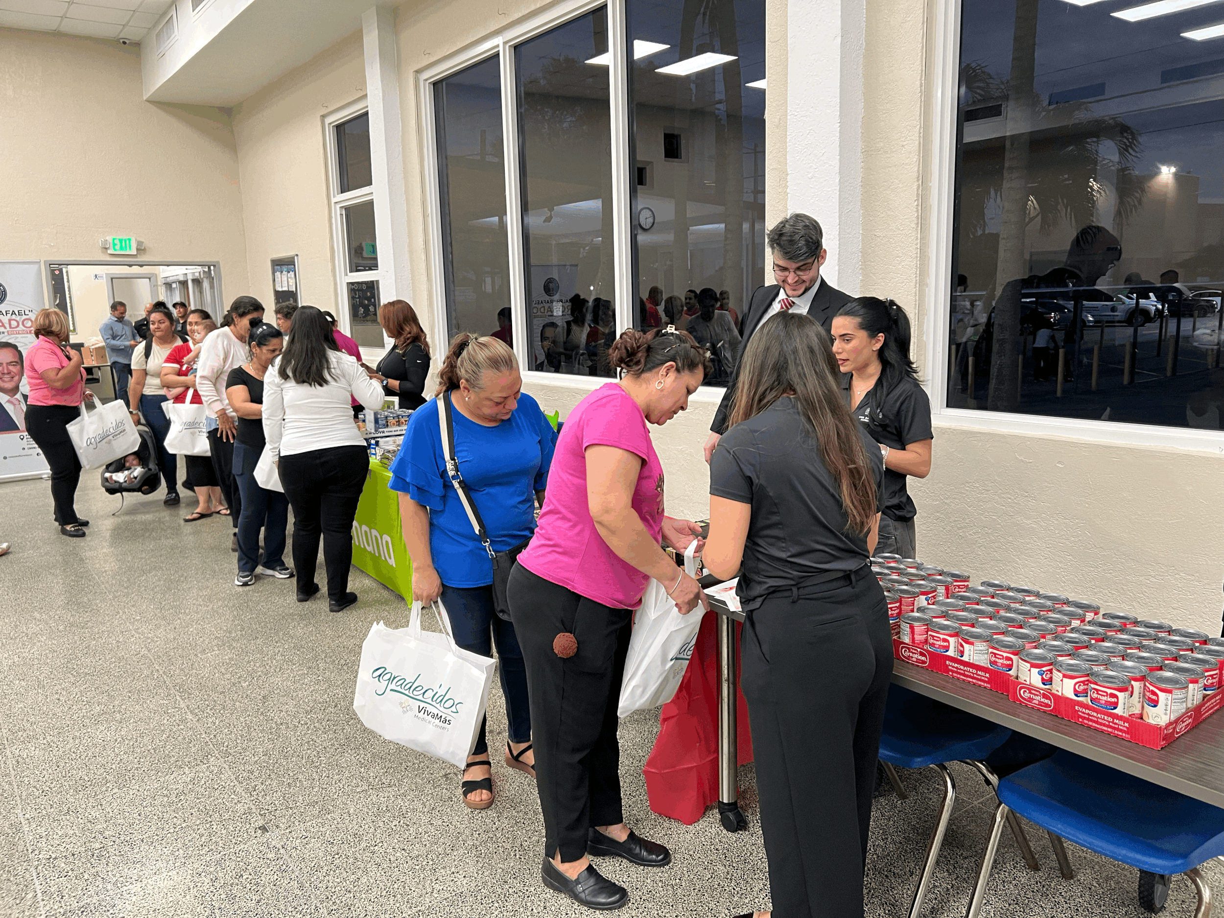 Dos Santos Law Gives Back: Thanksgiving Food Drive Supporting Miami Families