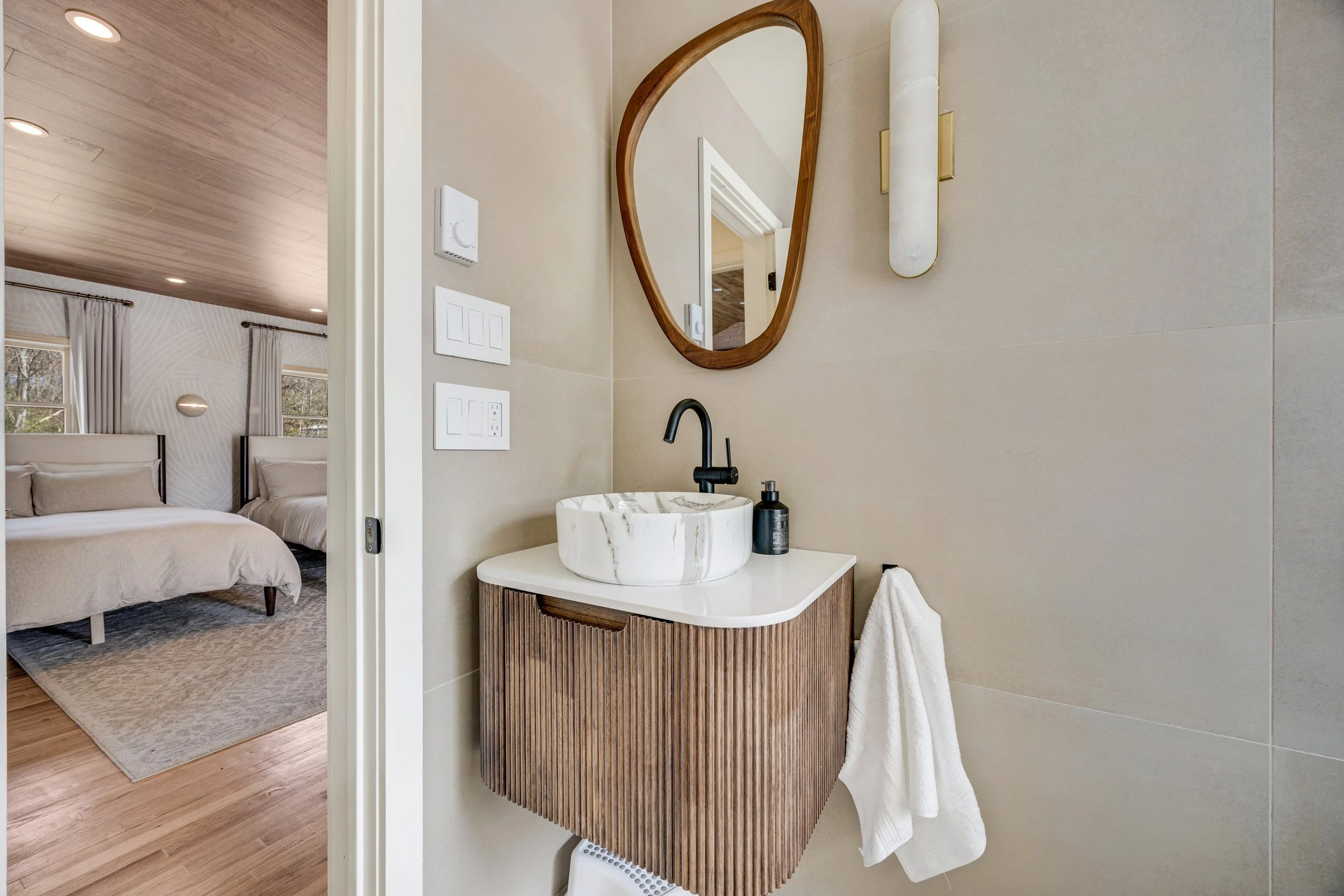 Shemy Airbnb-101-new.JPG