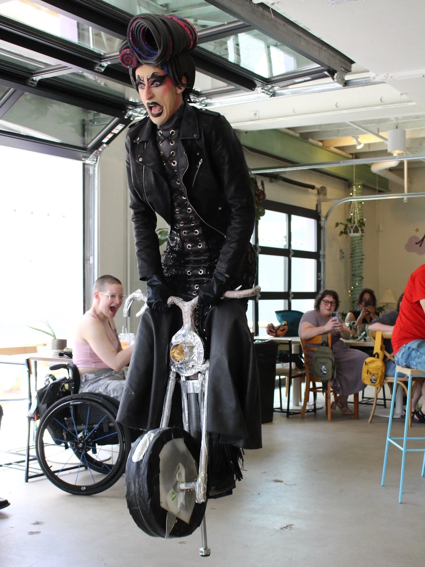 Our first drag brunch aka Camp Honest Friend was so fun and weird as hell and wholesome! Just how we like it. Be on the lookout for our next brunch for Pride on June 27. Thanks to all our lovely performers @snotrokette @clinica_deprecious @mutter.mag