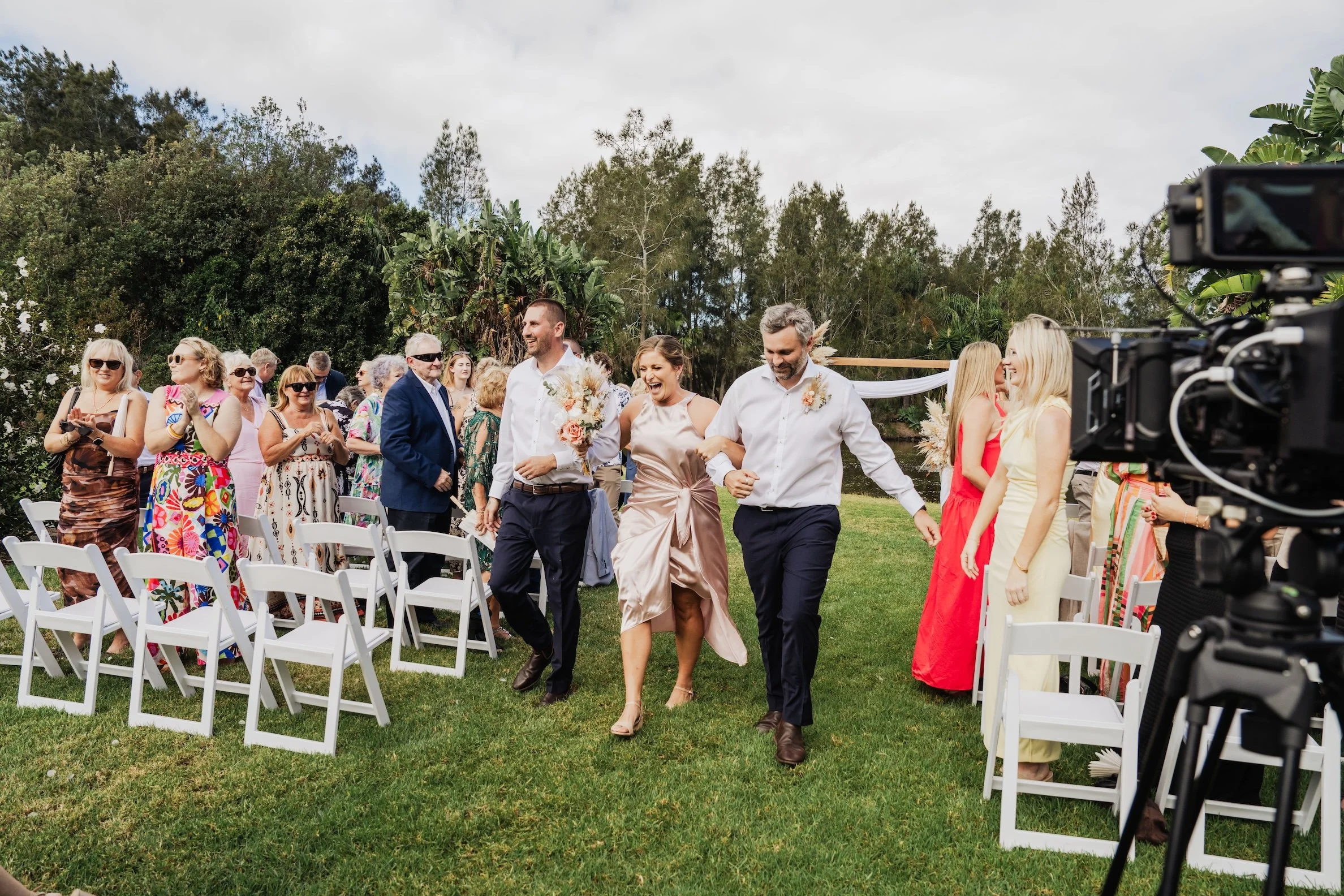 Carlie n Jonathan 00347.jpg