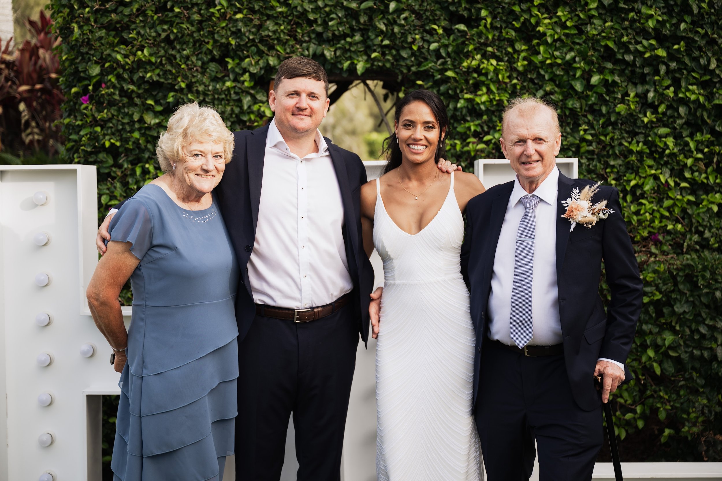 Carlie n Jonathan 00622.jpg