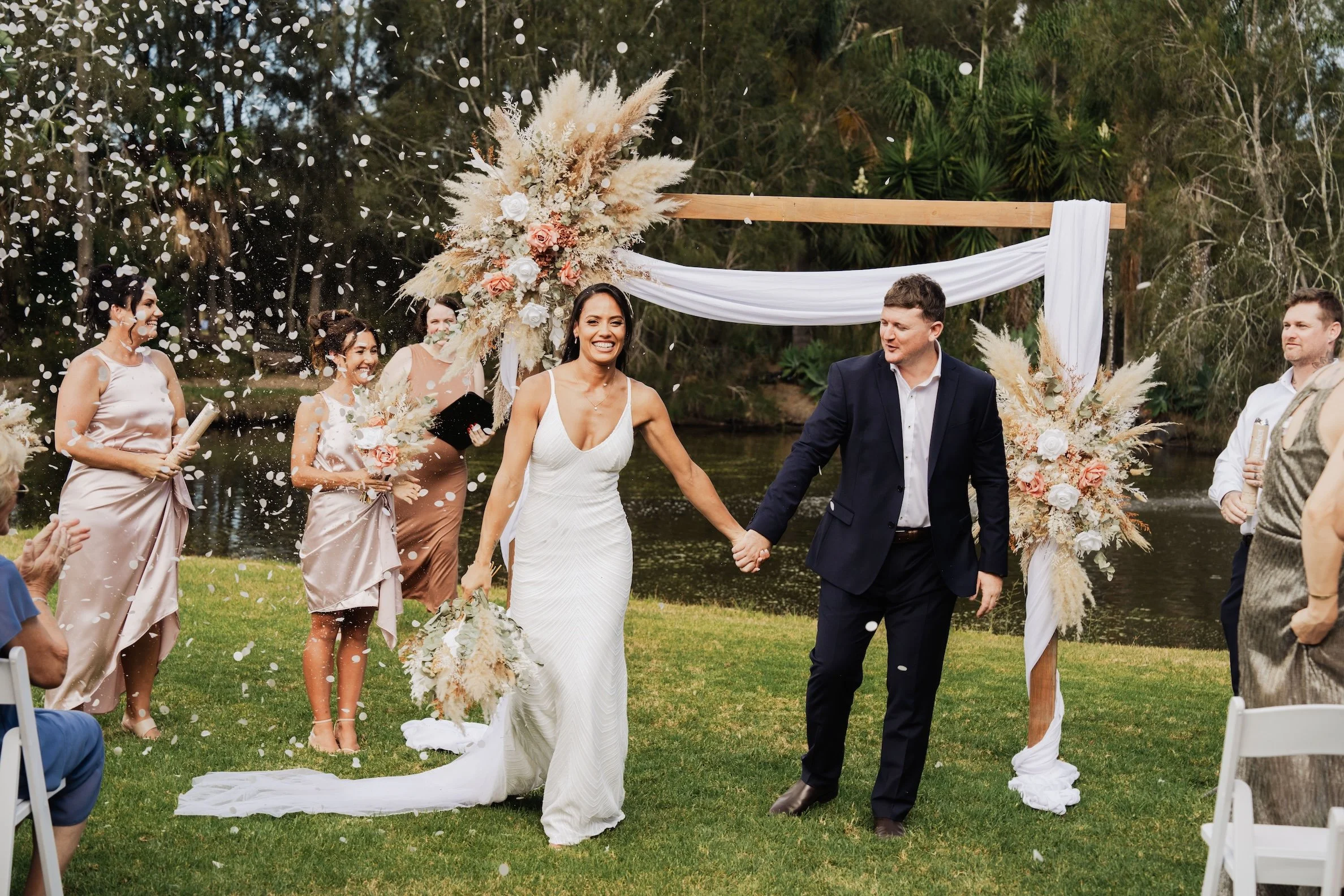 Carlie n Jonathan 00328.jpg