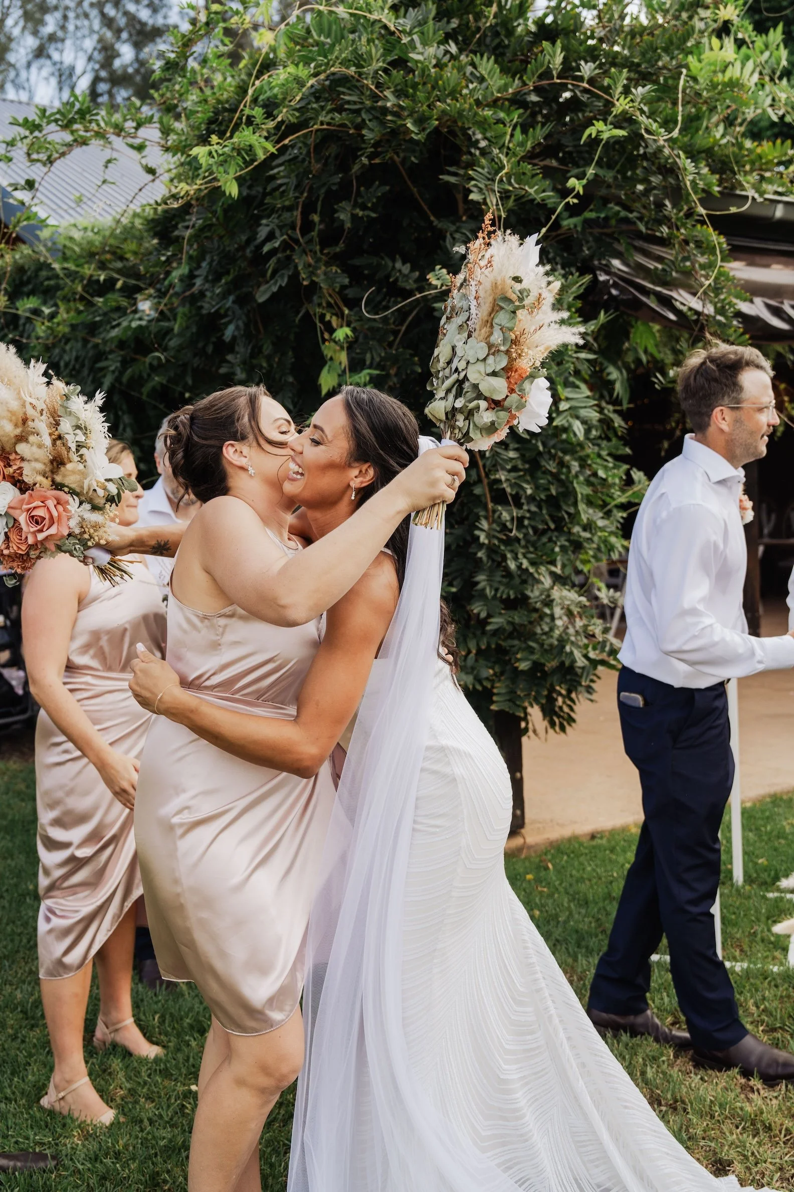 Carlie n Jonathan 00349.jpg