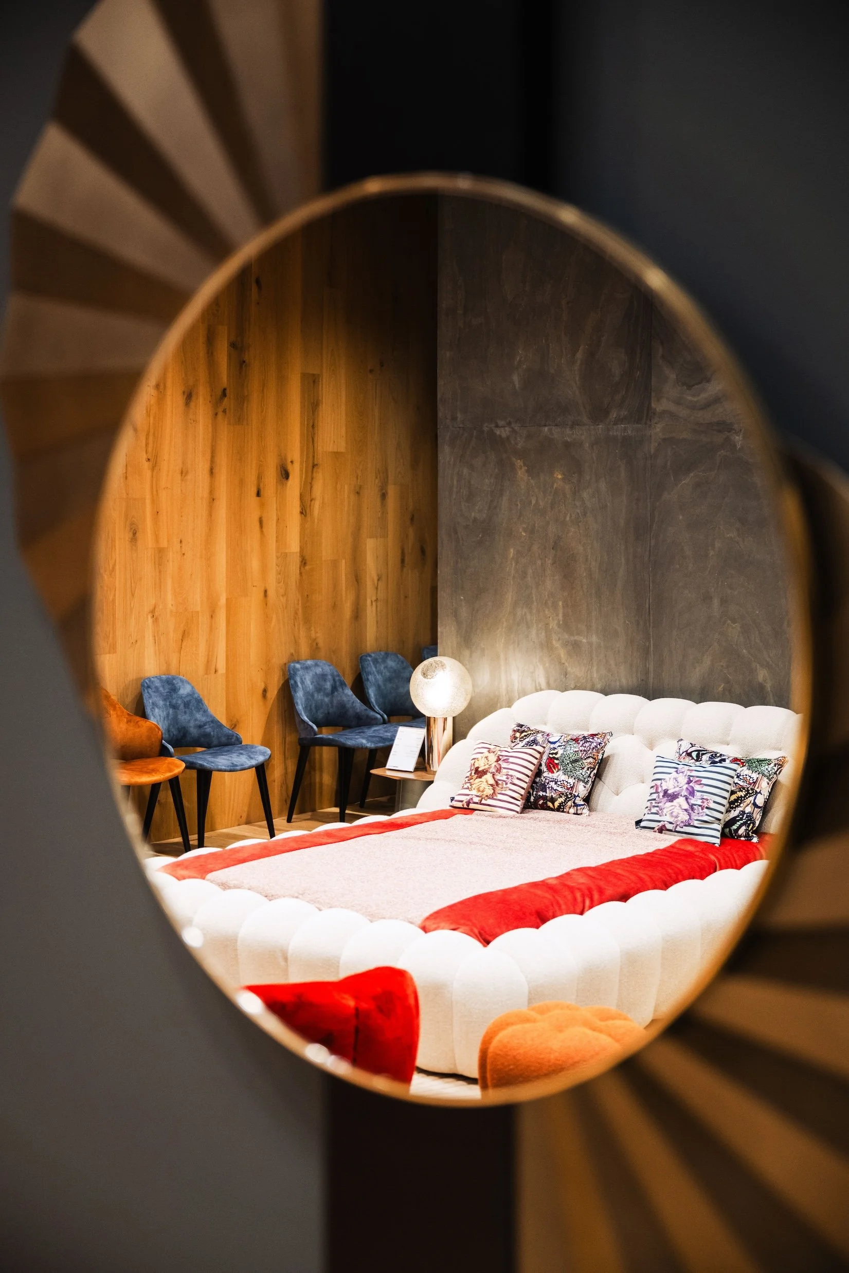 Eva - Roche Bobois 00089.jpg