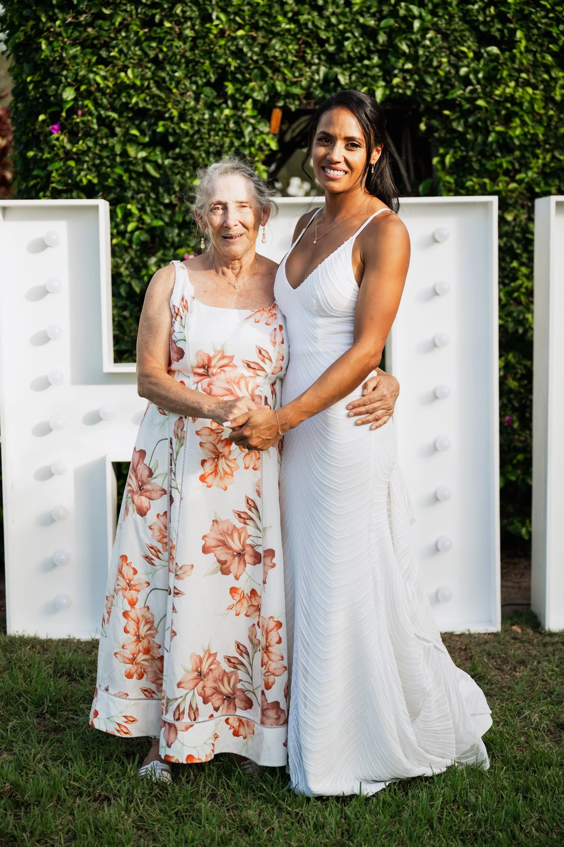 Carlie n Jonathan 00606.jpg