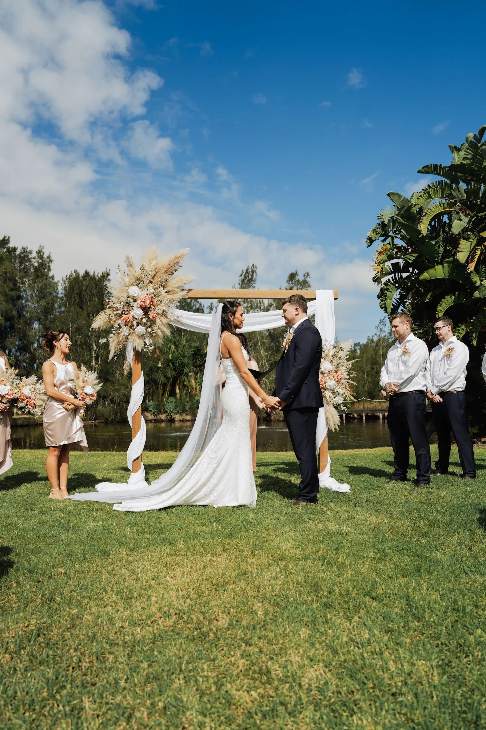 Carlie n Jonathan 00266.jpg