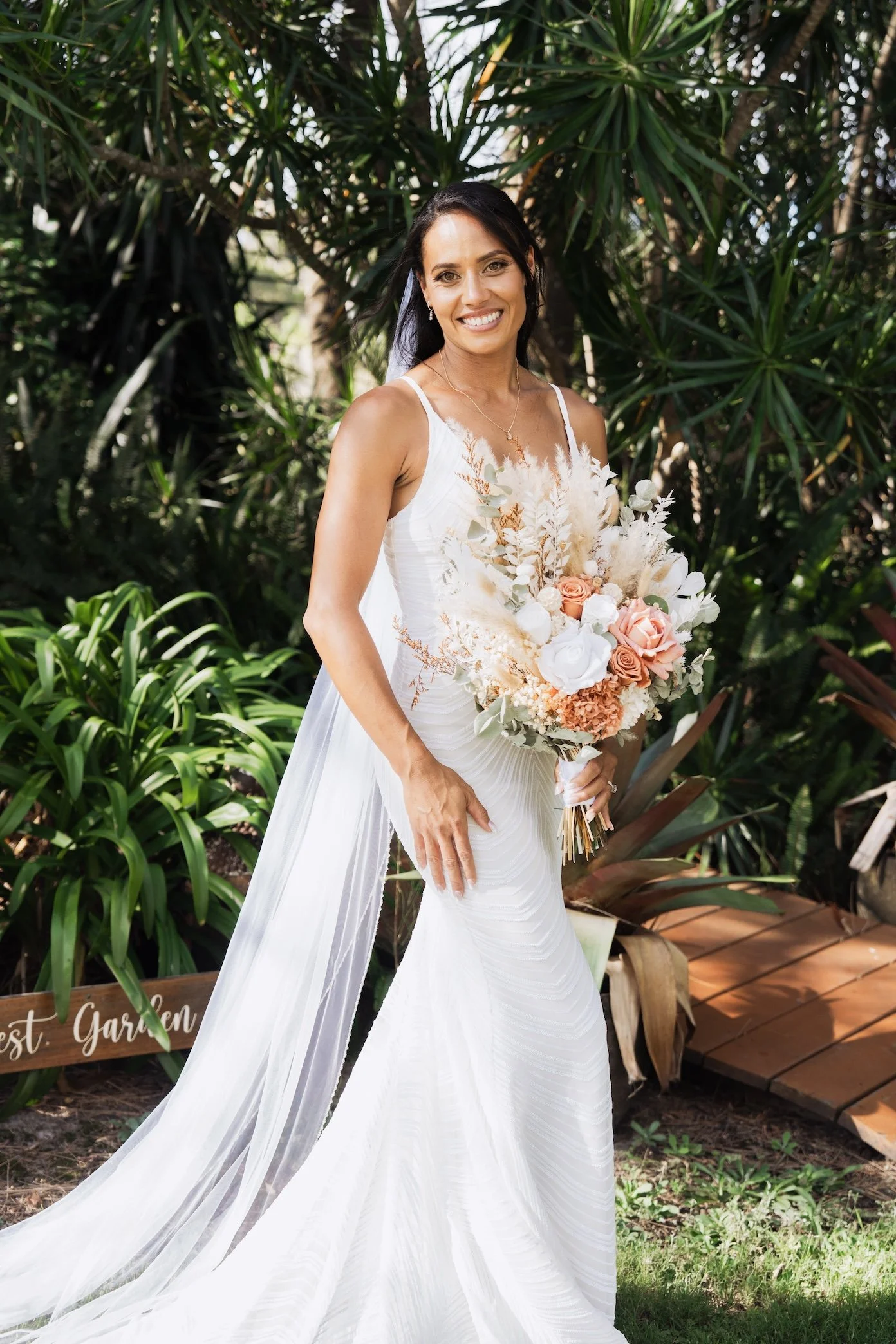 Carlie n Jonathan 00405.jpg