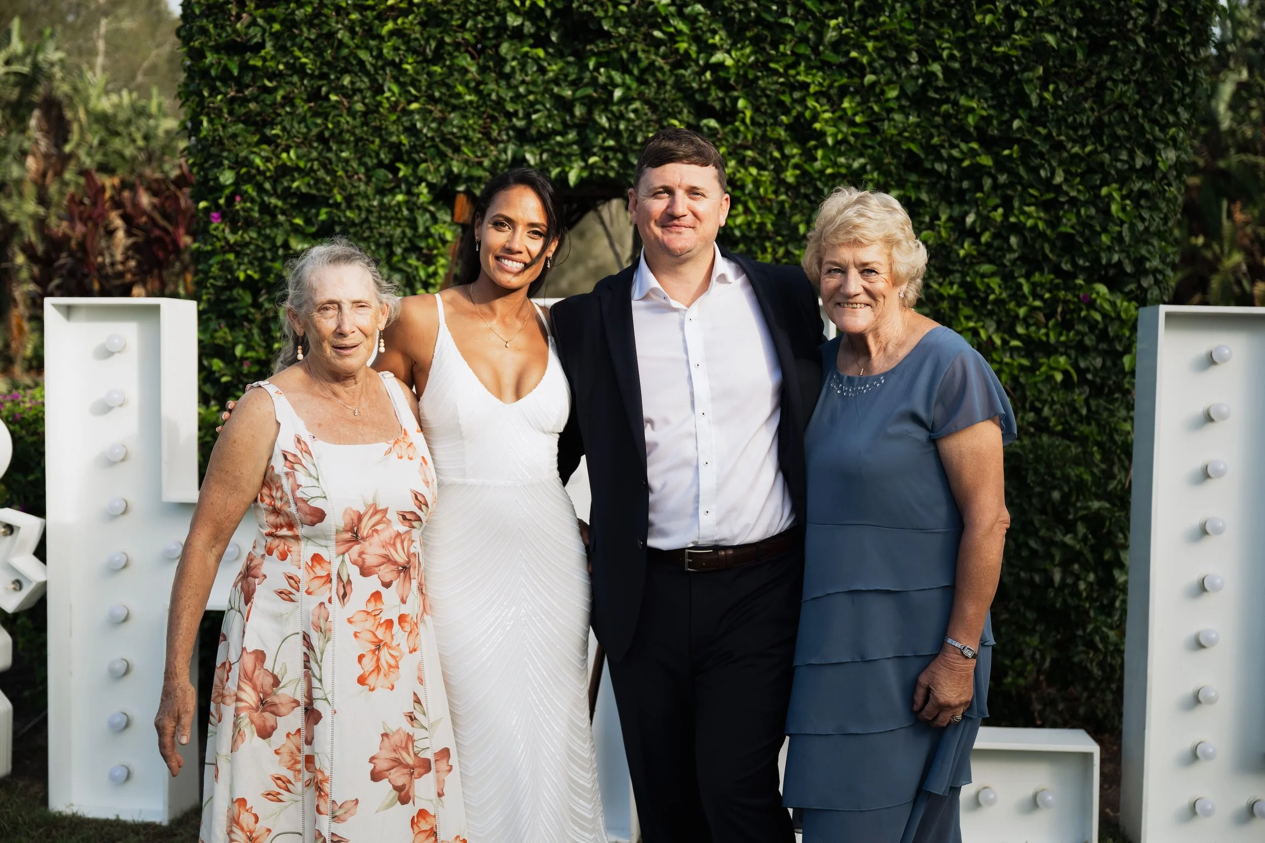 Carlie n Jonathan 00605.jpg