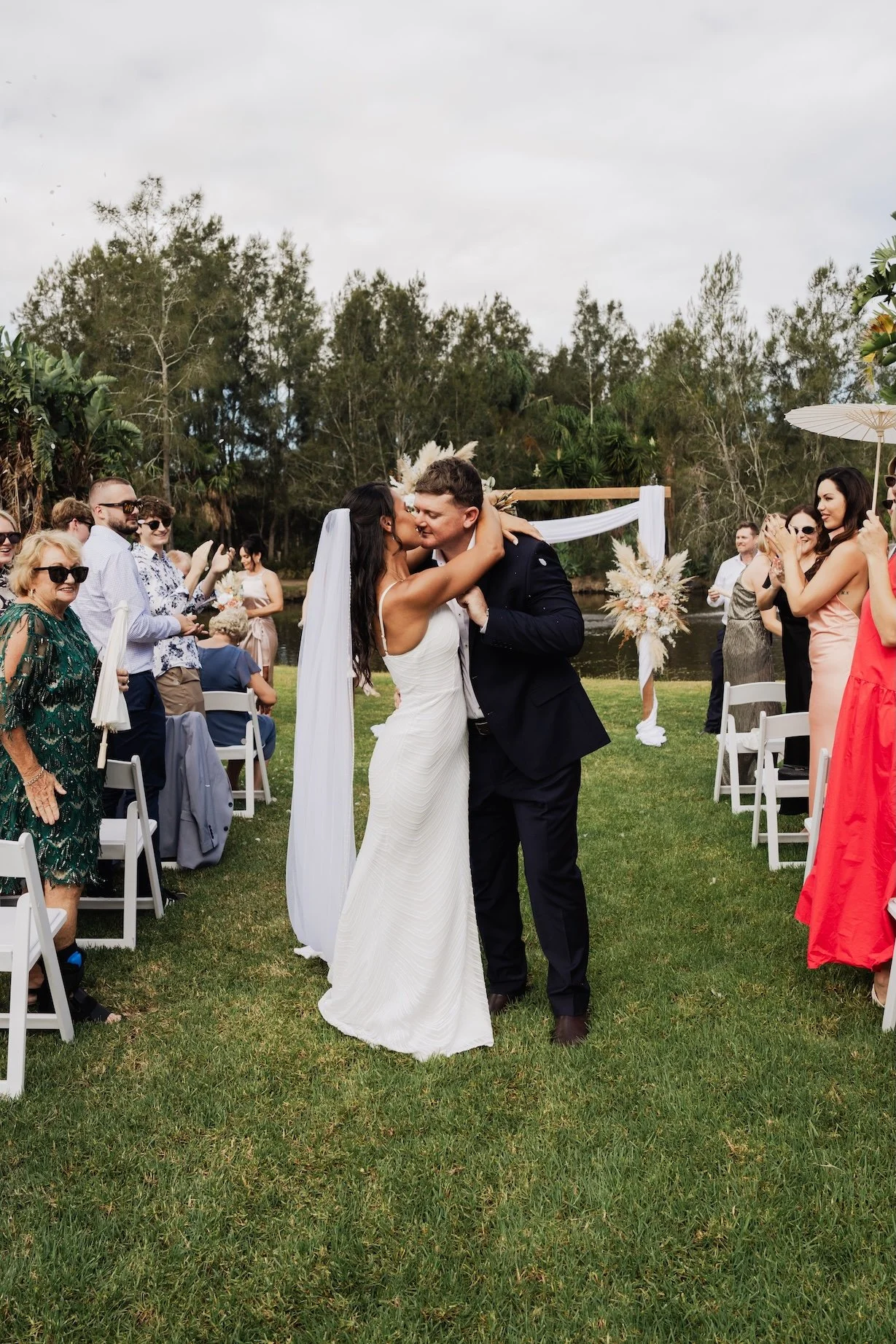 Carlie n Jonathan 00335.jpg