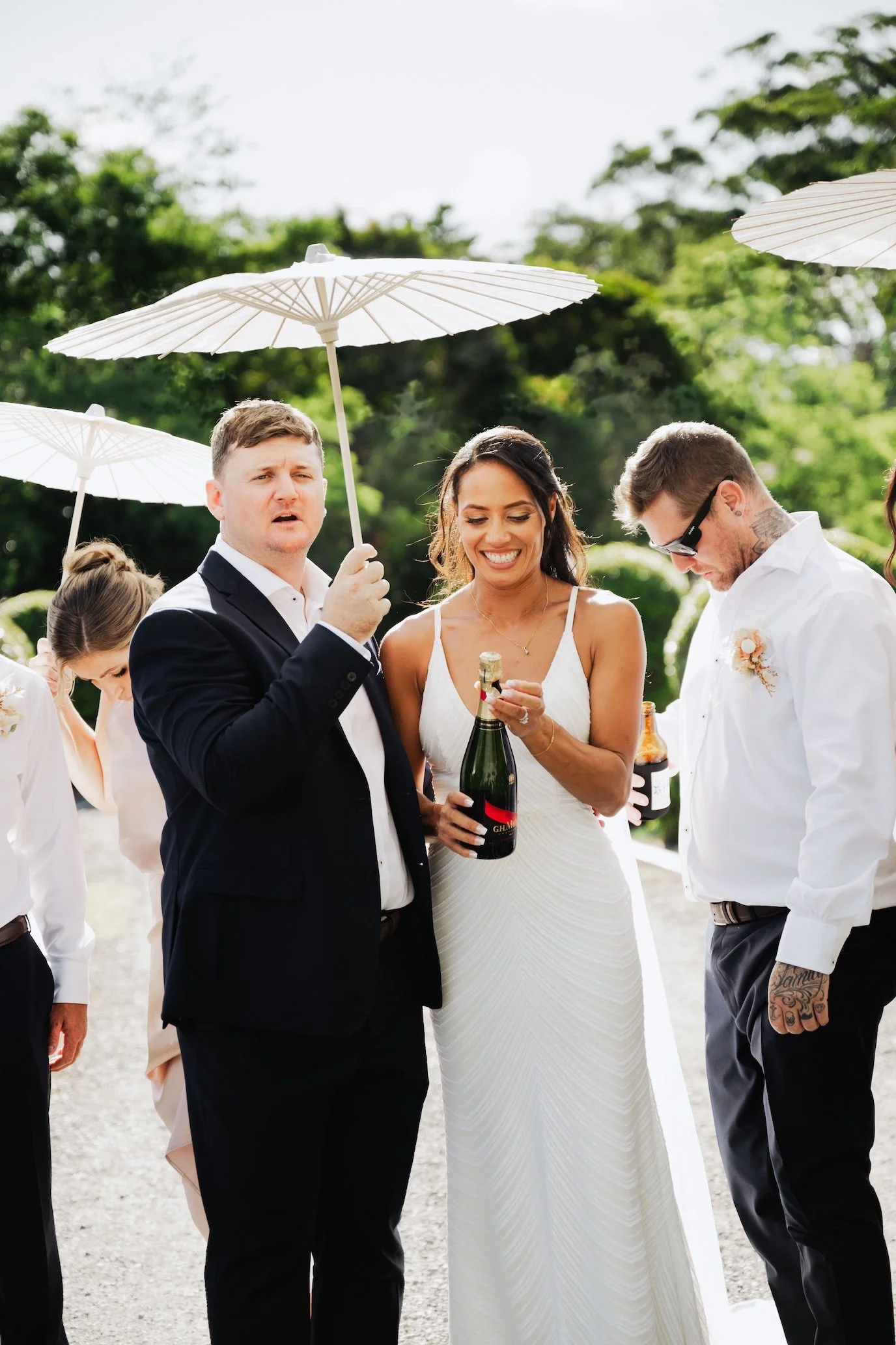 Carlie n Jonathan 00504.jpg