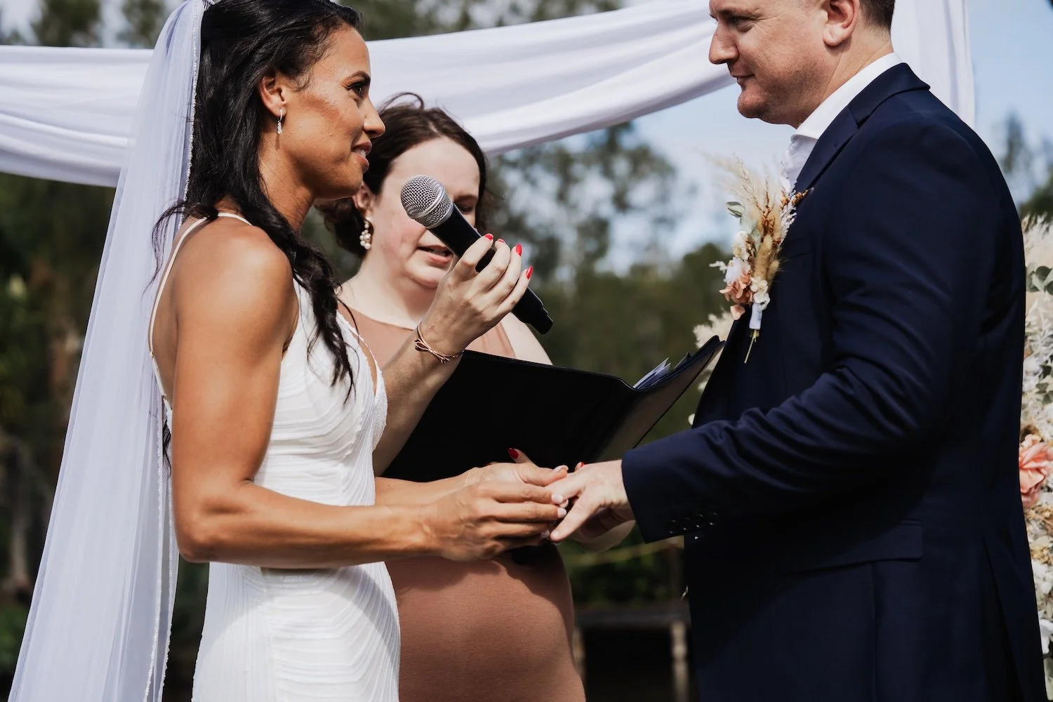 Carlie n Jonathan 00290.jpg