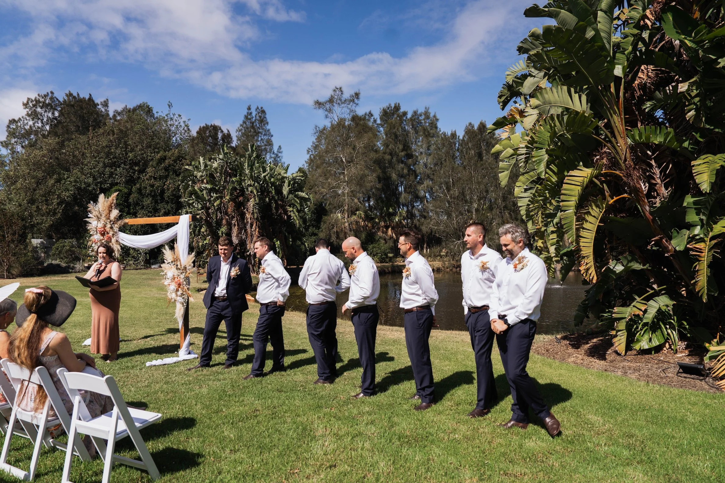 Carlie n Jonathan 00204.jpg