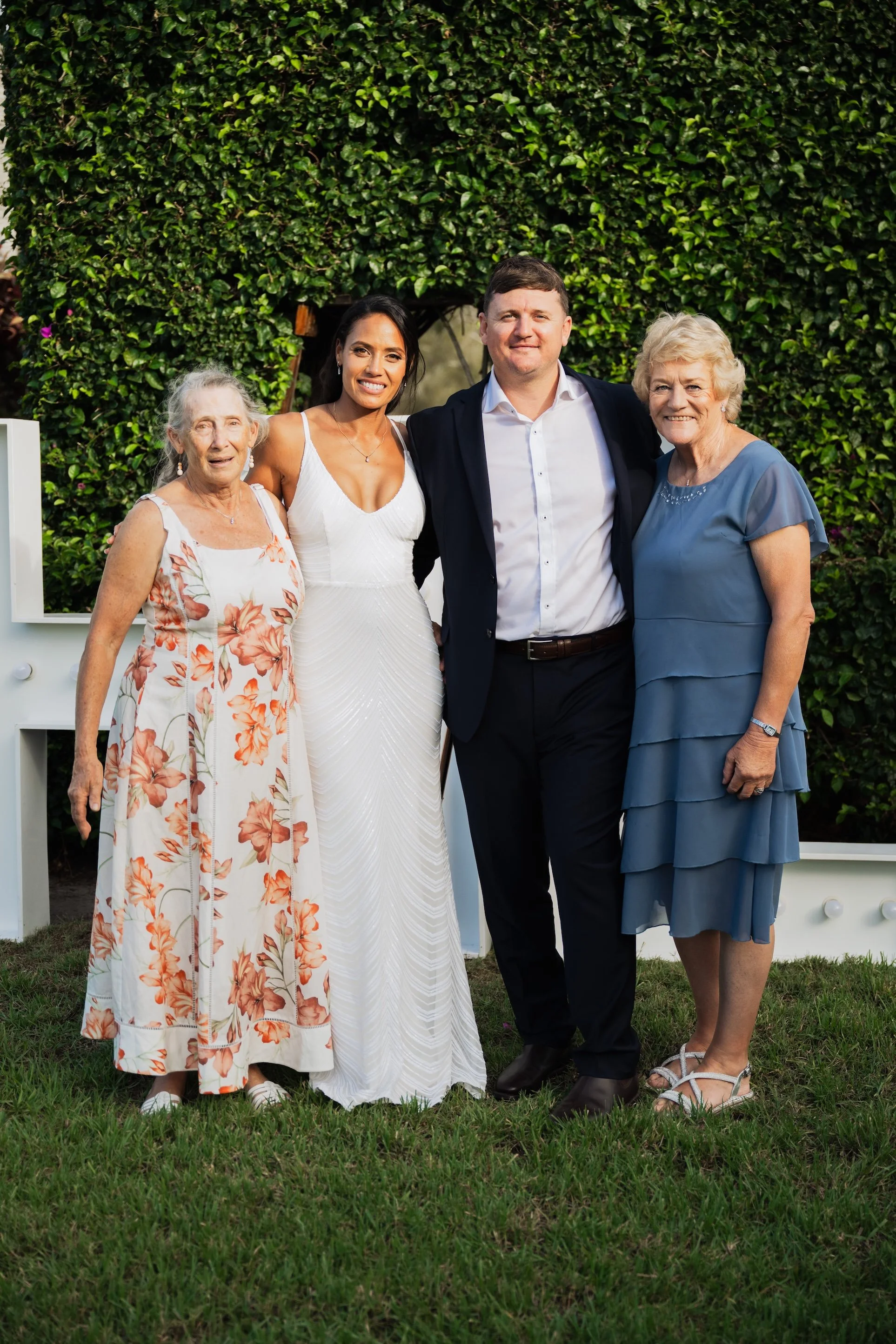 Carlie n Jonathan 00604.jpg