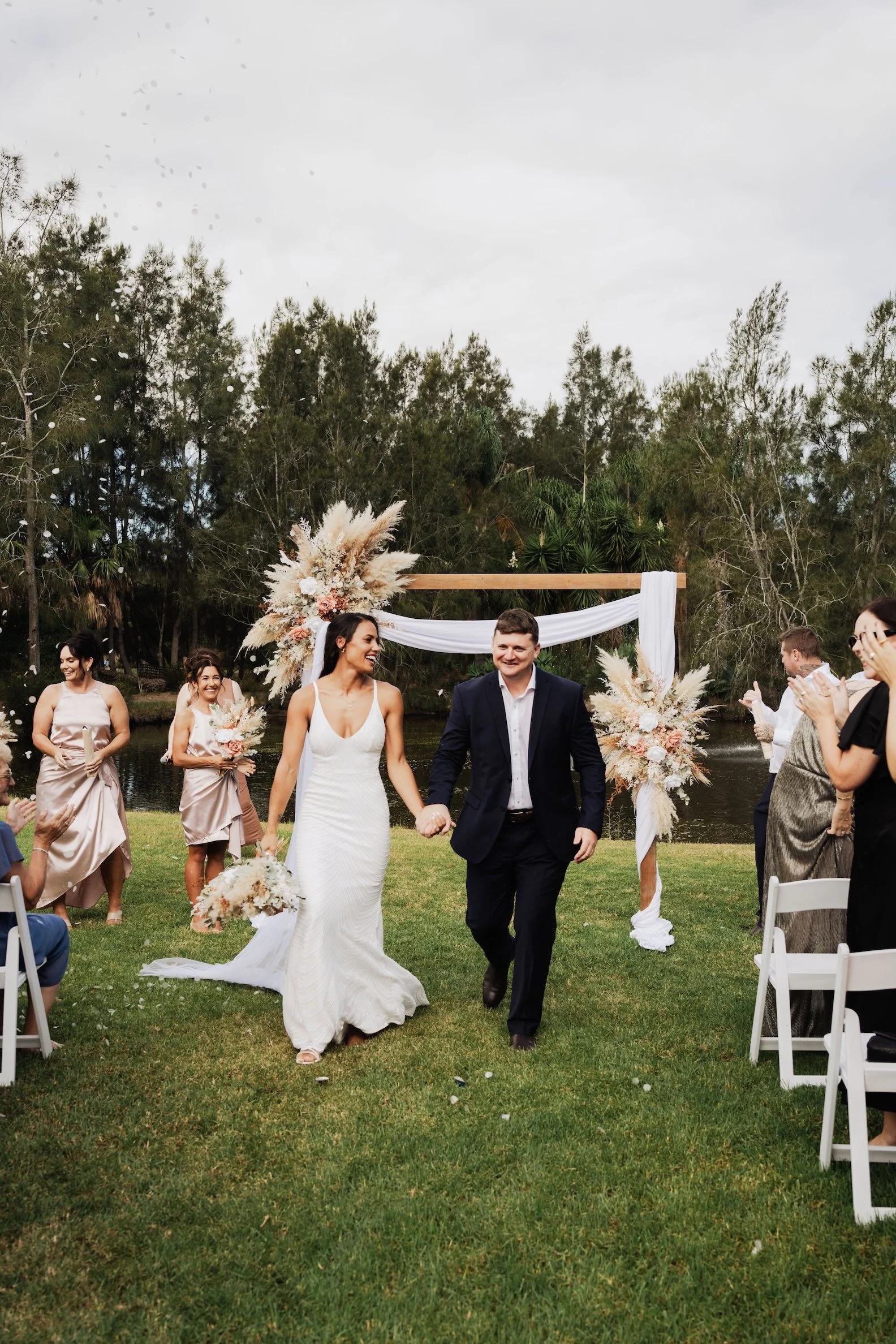 Carlie n Jonathan 00331.jpg