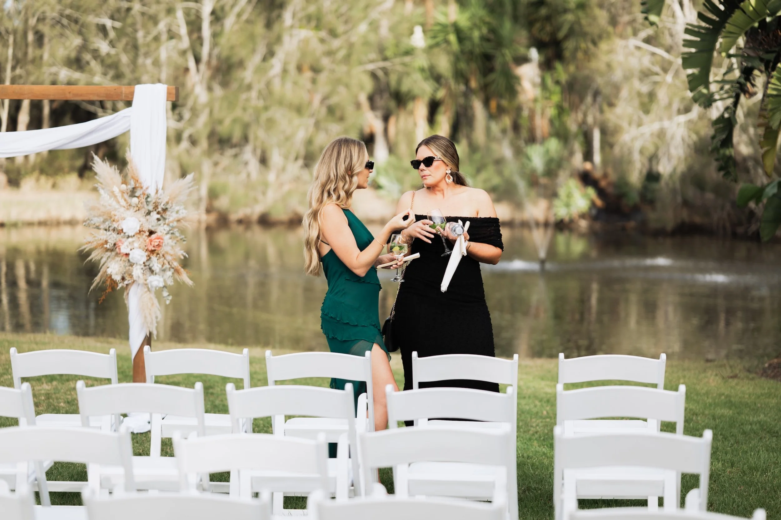 Carlie n Jonathan 00627.jpg