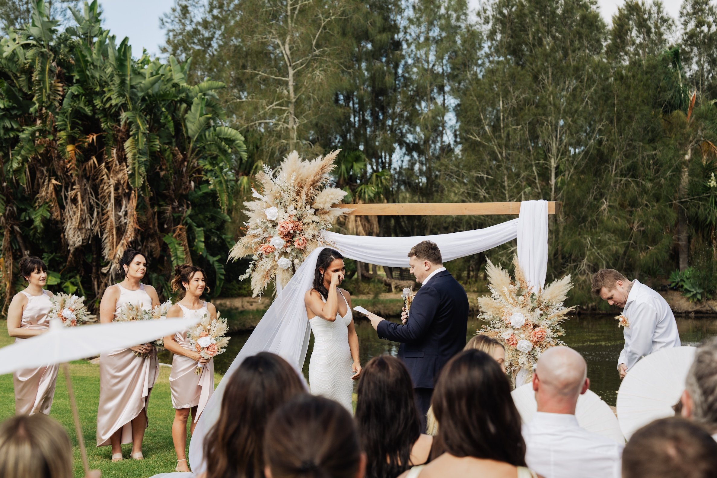 Carlie n Jonathan 00294.jpg