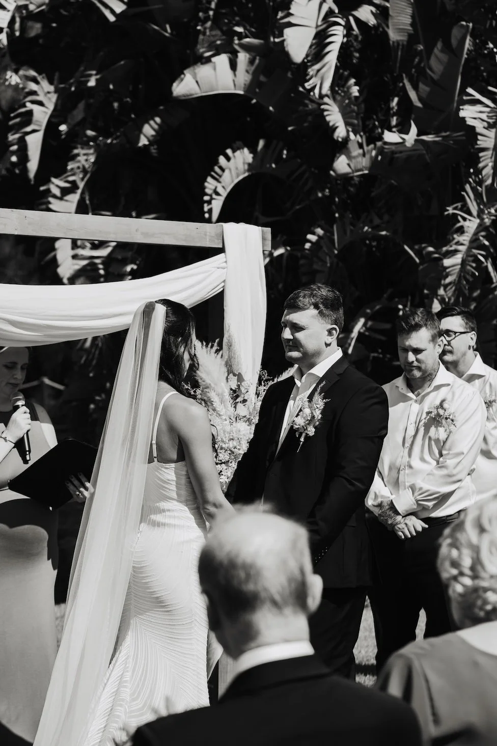 Carlie n Jonathan 00254.jpg