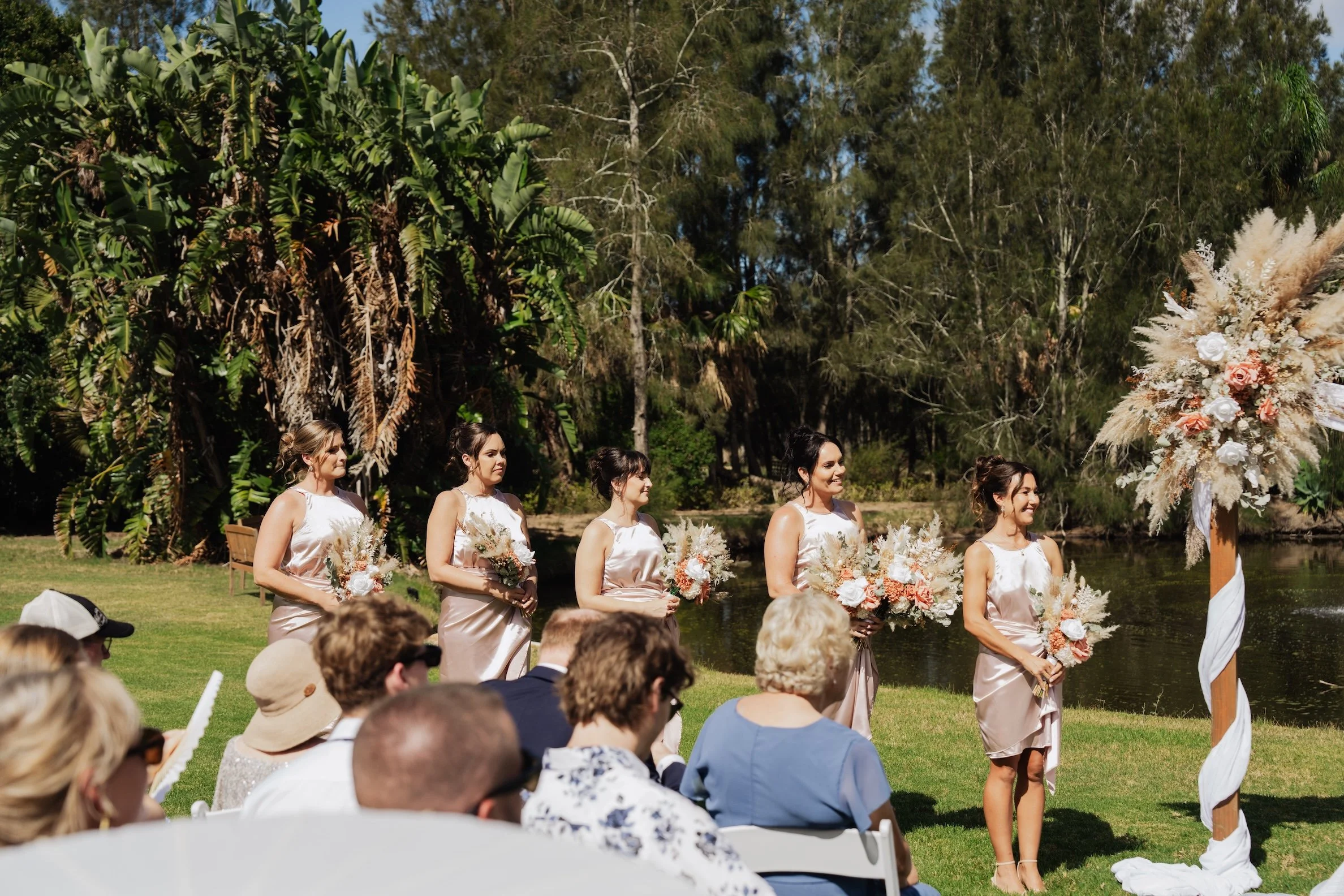 Carlie n Jonathan 00257.jpg