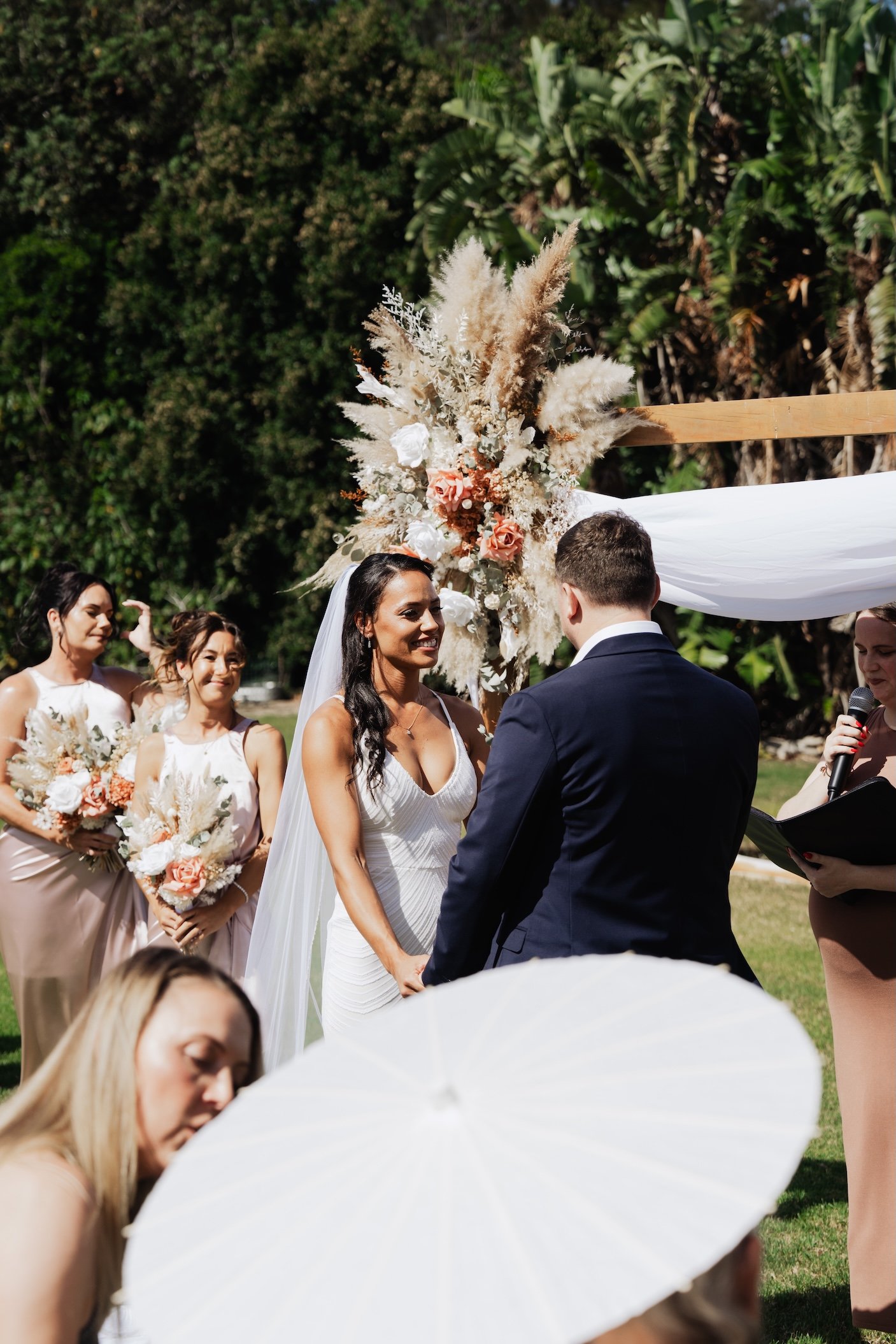 Carlie n Jonathan 00250.jpg