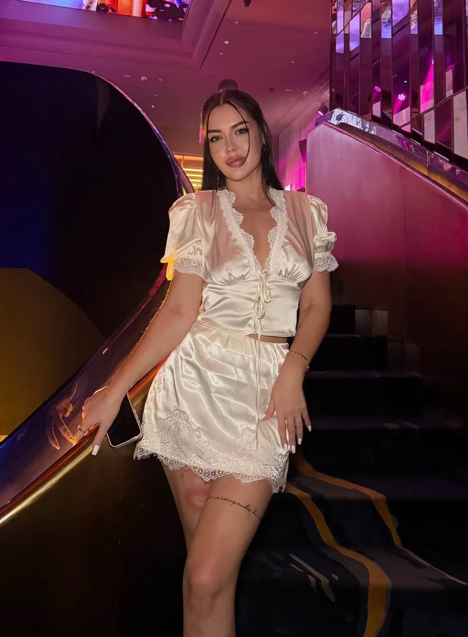 Vasilisa Dubai Escort 16.jpg