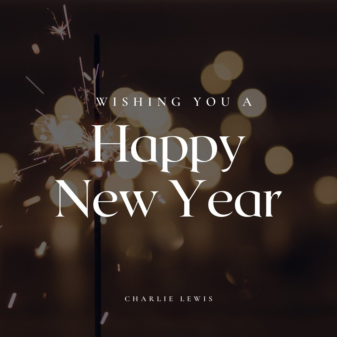 Happy New Year!

I am so looking forward to what 2022 has in store! 

Do you have any big plans for the new year?

Let me know below!
.
.
.
#happynewyear2021 #newyear2022 #newbeginnings #newyearnewme #pianoplayer #CharlieLewis #musiclover #portablepi