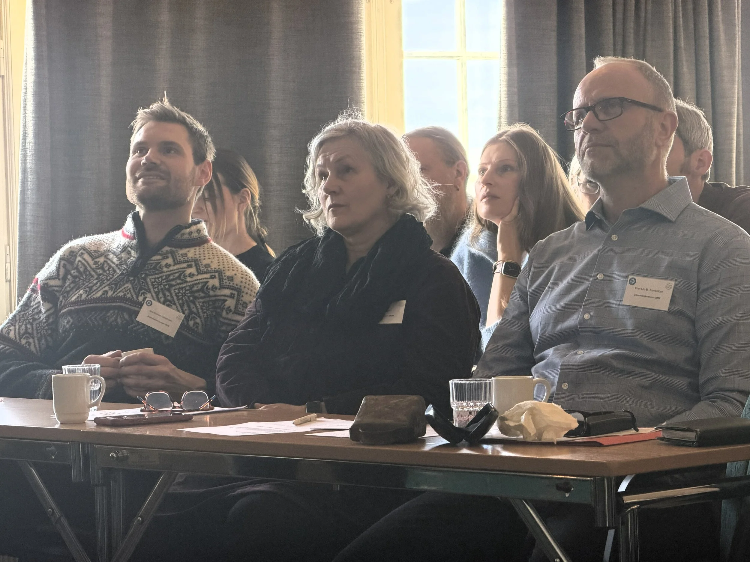  Interesserte konferansedeltakere: Fra venstre Nils Kristen Sandtrøen, Siv Beate Eggen, Knut Ola Storbråten. 