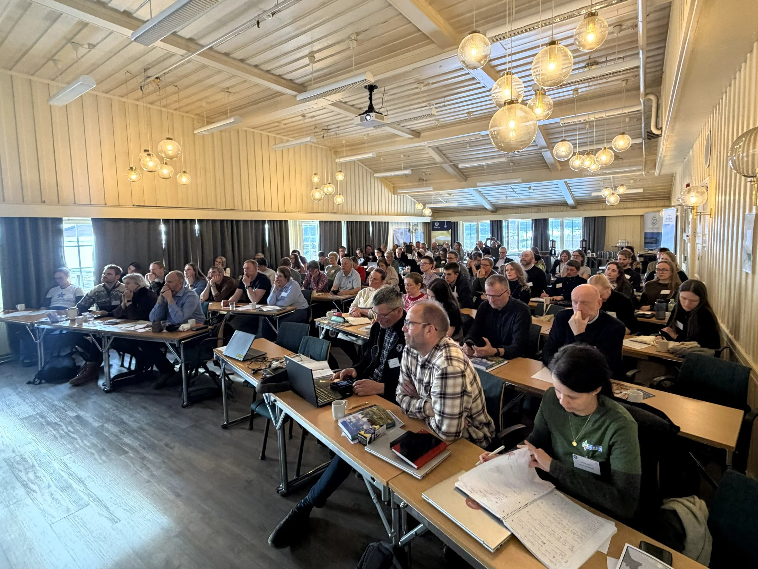  90 interesserte konferansedeltakere. 