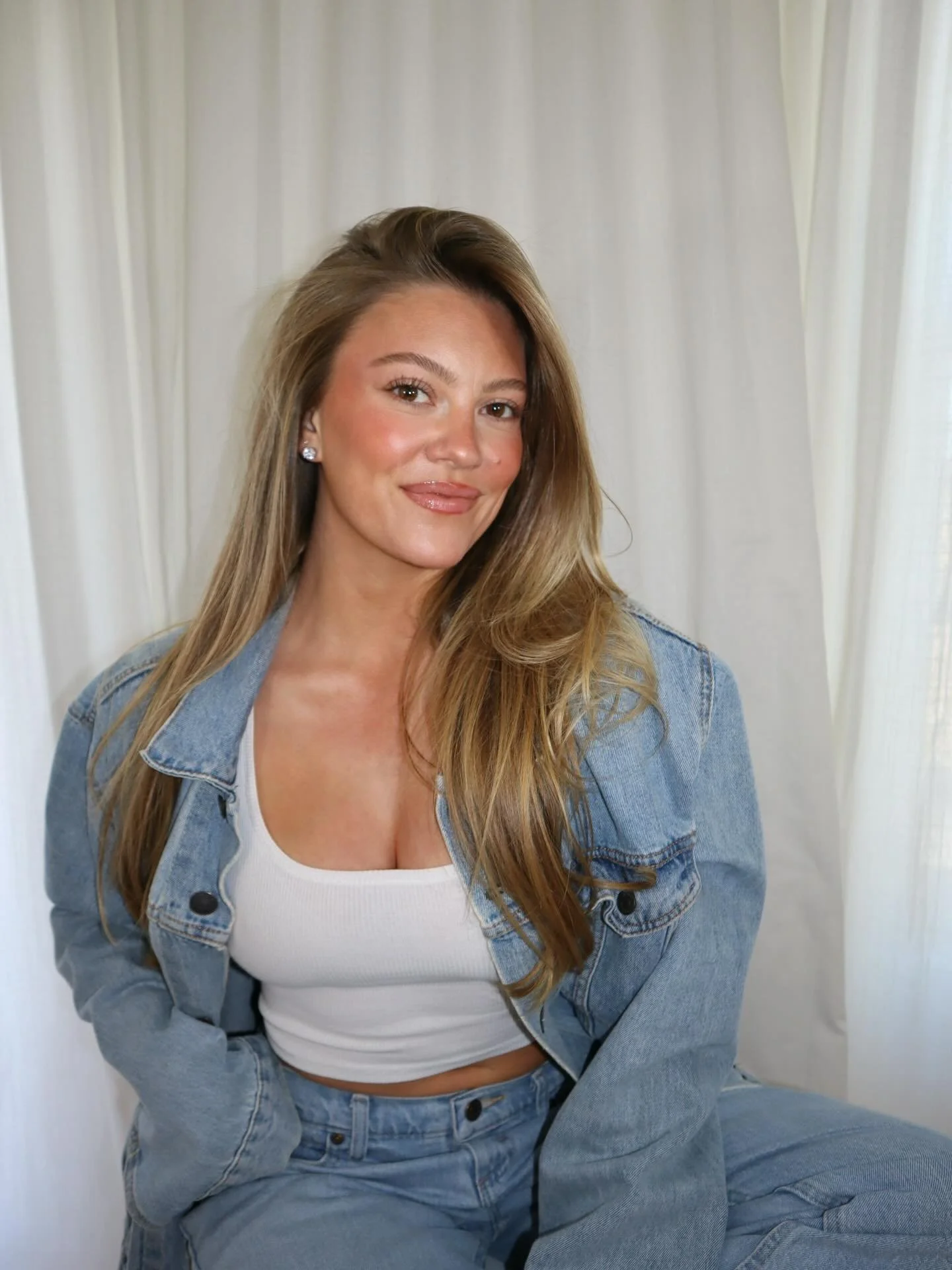 We&rsquo;re so excited to welcome Meg back to Parlour 3!! After five years behind the chair at @hunterpaige_by_parlour3 , we can&rsquo;t wait to have her talent, energy, and artistry back in our space.

We&rsquo;re looking forward to welcoming her lo