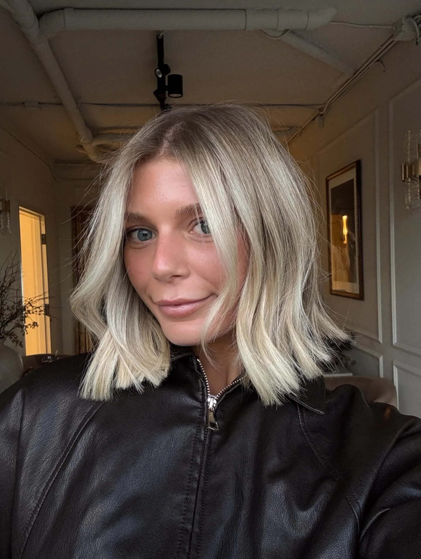 This bob is doing everything 😍

#healthyhair #hairstylist #luxurysalon #brentwoodtn #nashvillehair