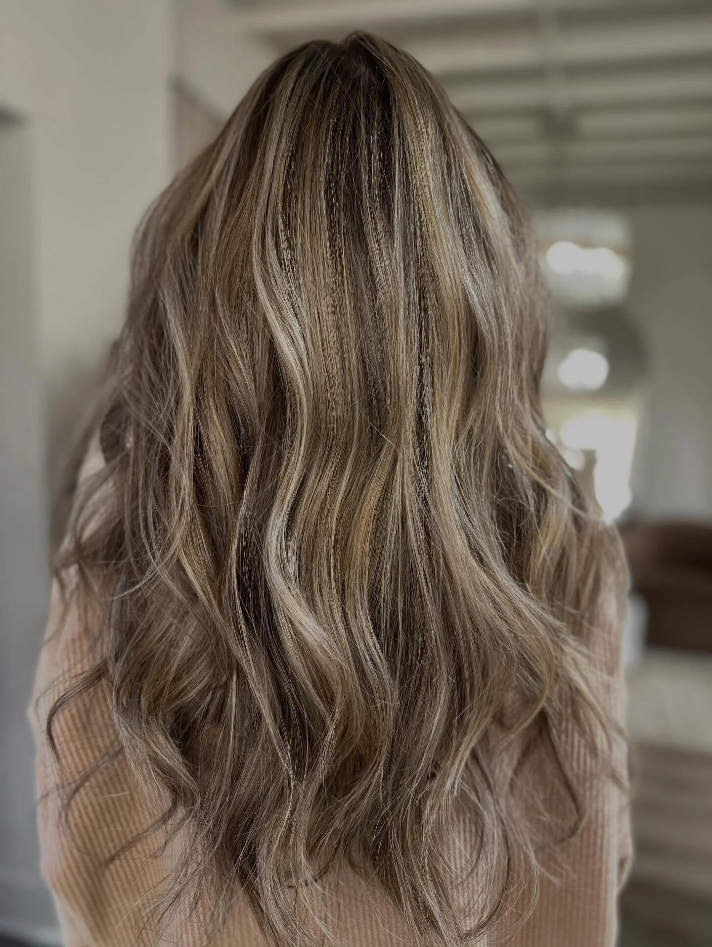 ✨ POLISHED ✨ x @tiffanyvanhook 

#healthyhair #hairstylist #luxurysalon #brentwoodtn #nashvillehair