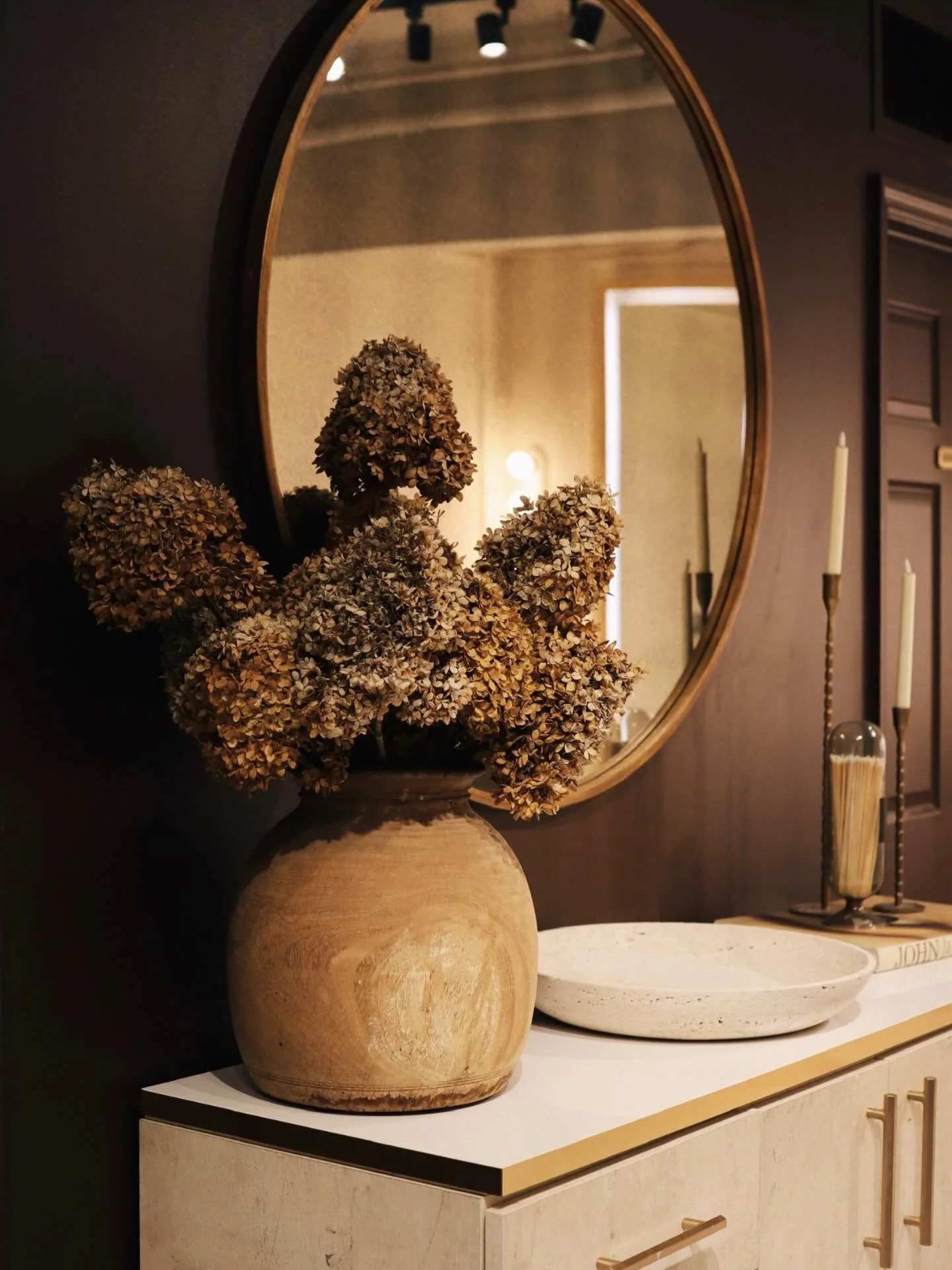 Your comfort space! 💫 It&rsquo;s all in the details. 

#healthyhair #hairstylist #luxurysalon #brentwoodtn #nashvillehair