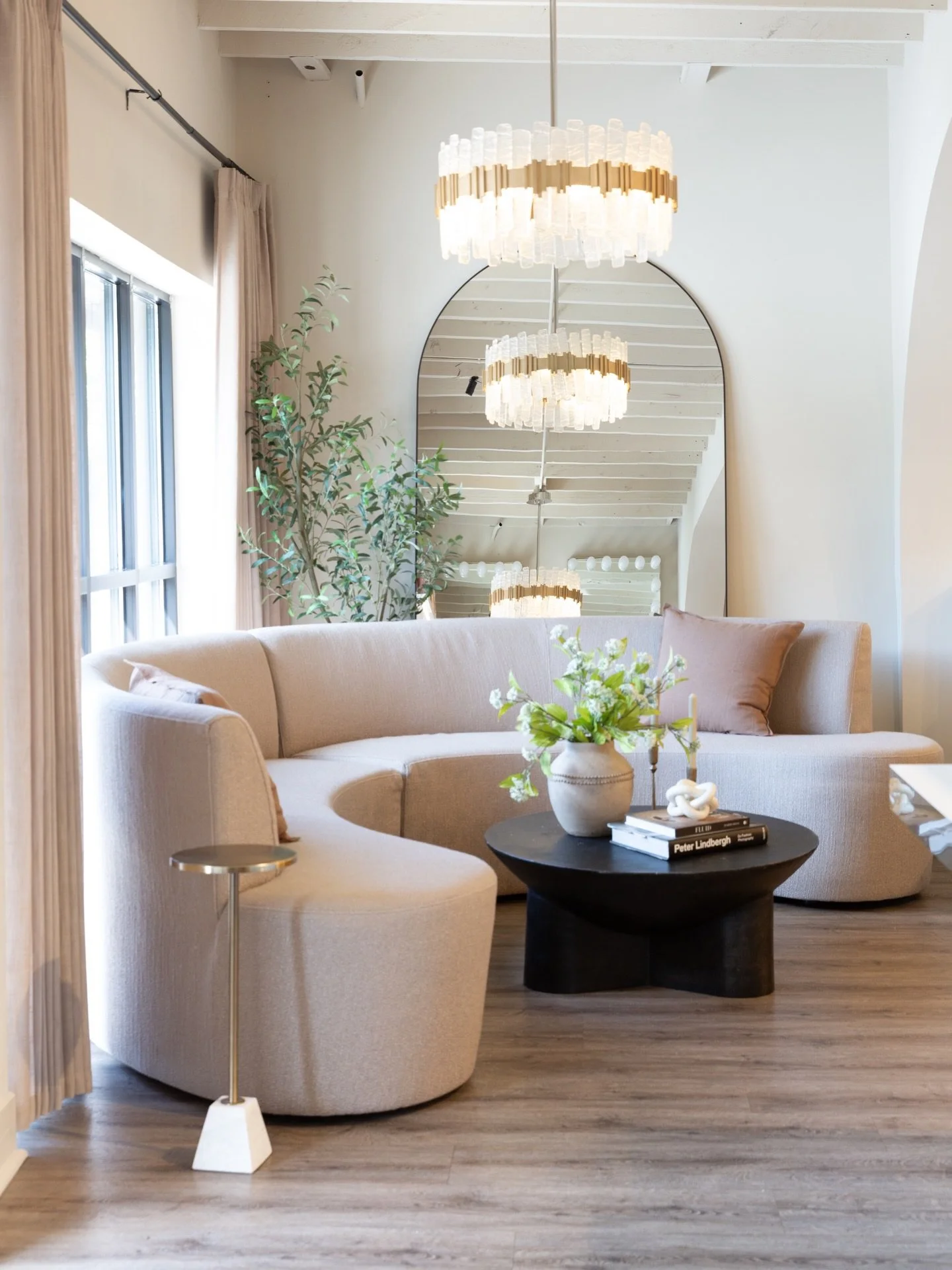 Spring and summer appointments are filling quickly, and we&rsquo;d love to see you in the salon.

Whether you&rsquo;re ready for a refresh, a brighter blonde, a fresh cut, or just a little self care before the busy season begins, now is the perfect t