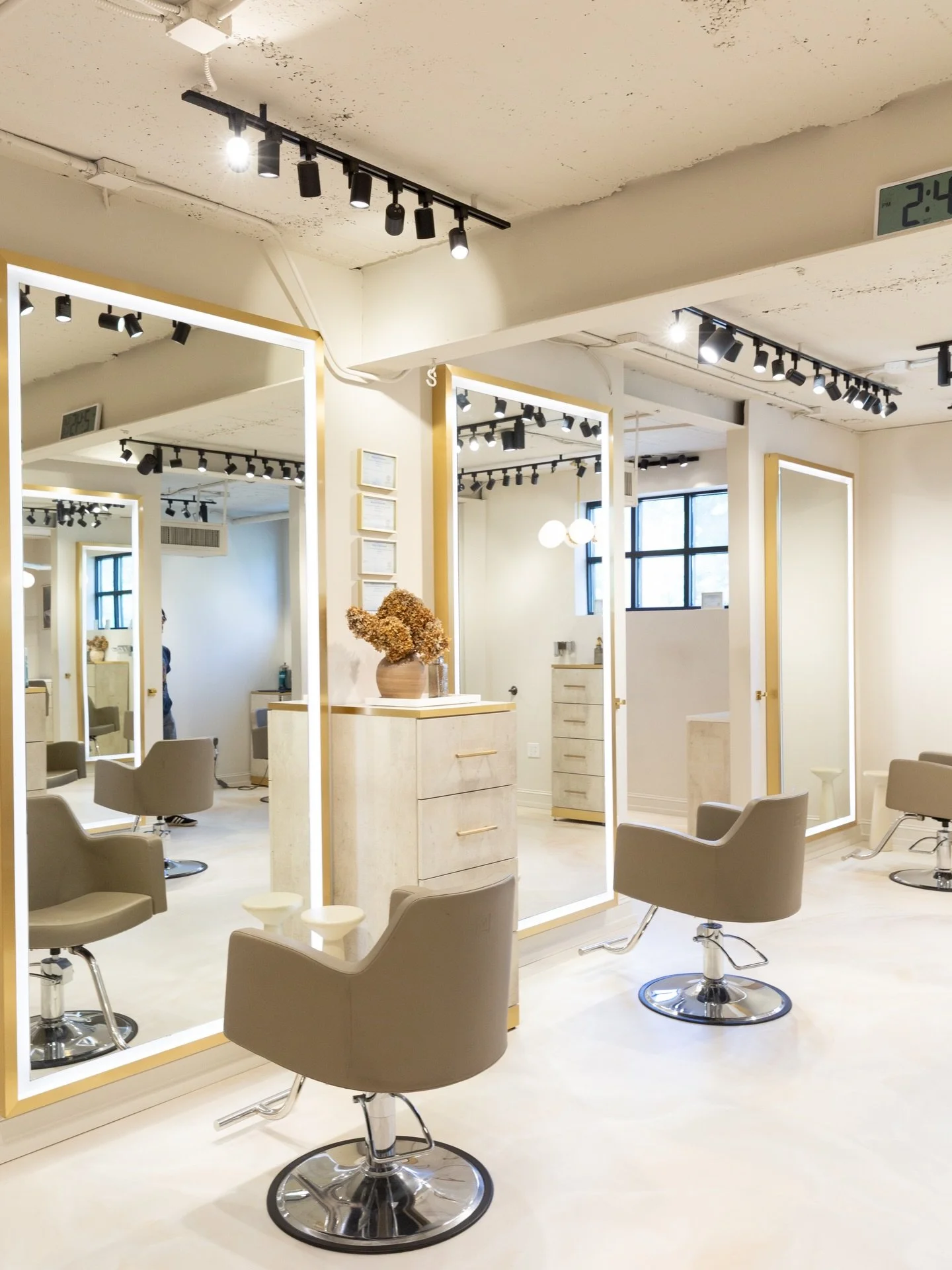Your first summer cut starts here. 
Fresh hair, slower mornings, lighter layers, and a standing appointment you&rsquo;ll be glad you made.  Book your summer refresh with Parlour 3 today.