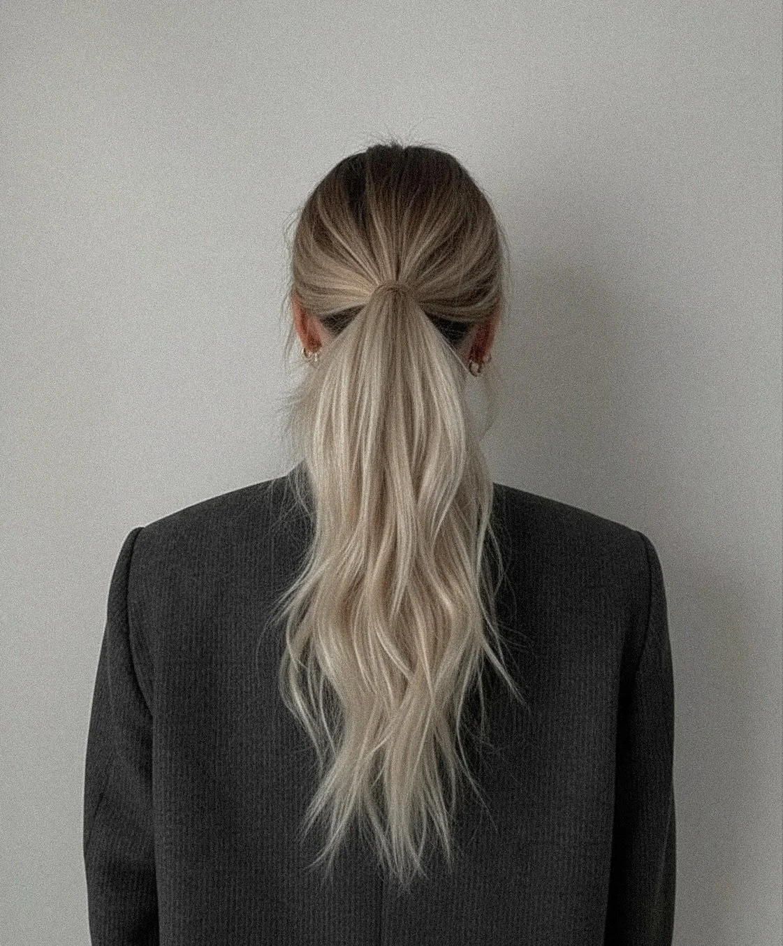 The kind of blonde that doesn&rsquo;t need an introduction.

Effortless. Lived in. Timeless.  #Parlour3
#NashvilleBlonde
#LivedInBlonde
#SummerHair
#HealthyHair