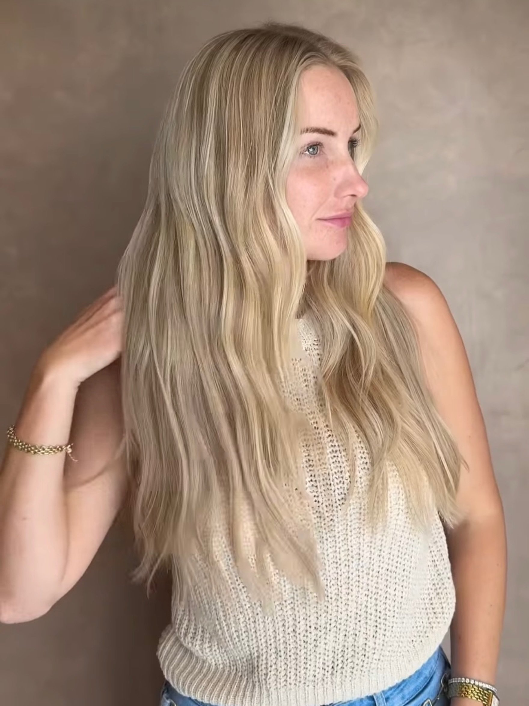 Extensions by @zacharywrighthair ✨ Color by @stringerstyles