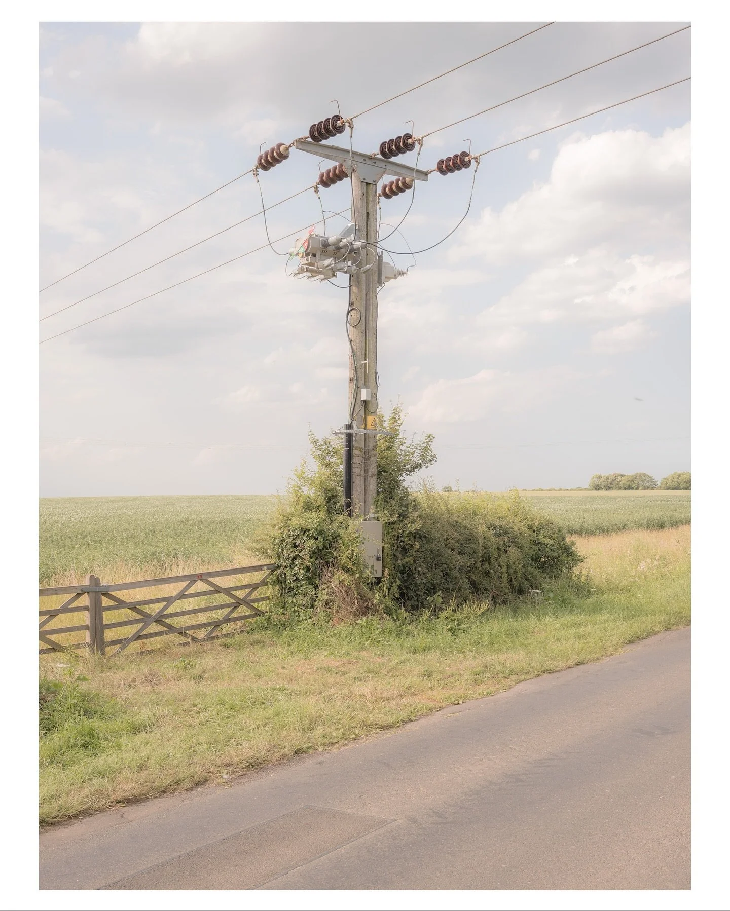 Day 3 of my favourites from the GFX. 
Whilst I bought the camera primarily for portraits, it would also produce some beautiful urban landscapes scenes that I love to take. 

#urbanlandscapes #banalography #gfxmob